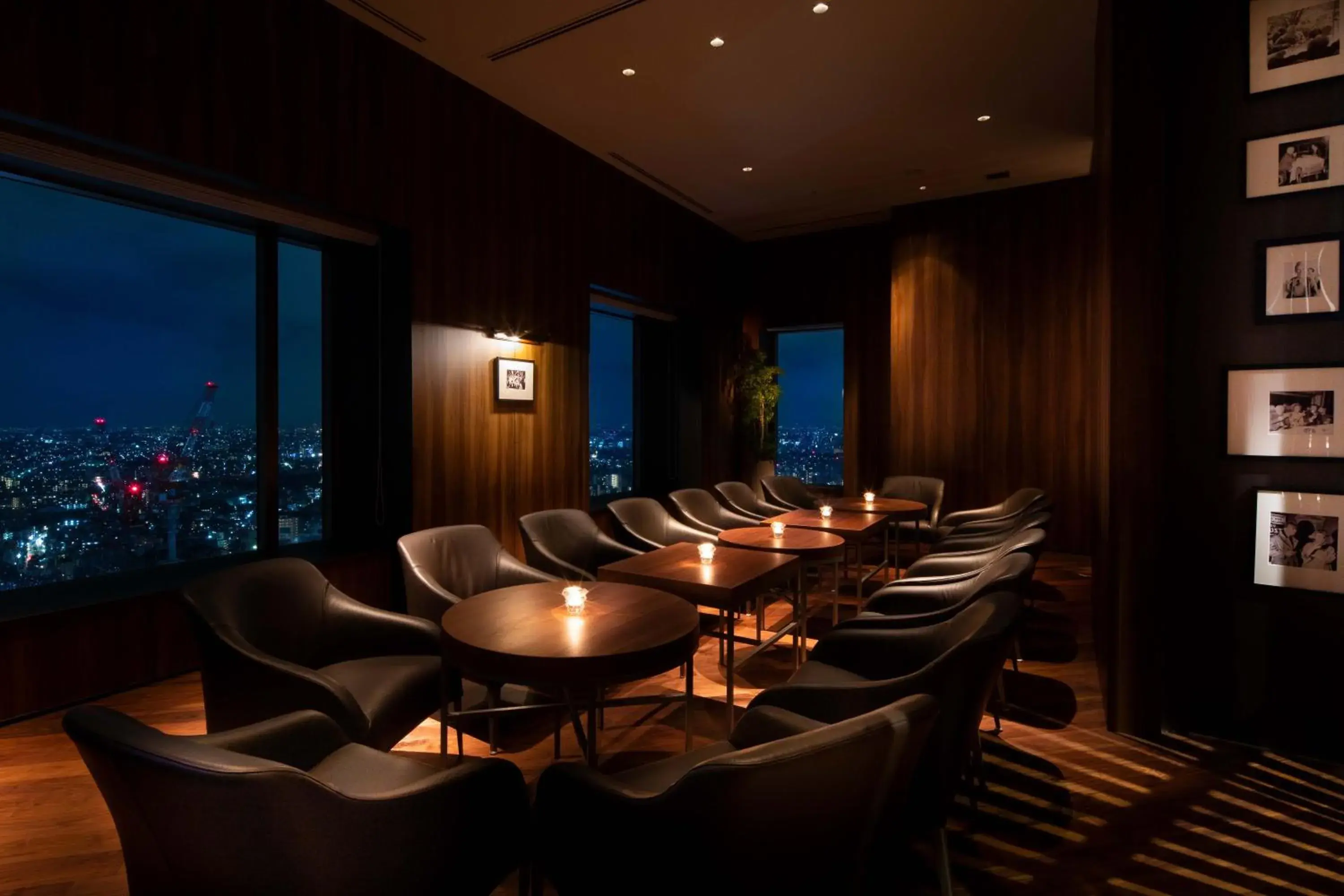 Lounge or bar in Cerulean Tower Tokyu Hotel, A Pan Pacific Partner Hotel