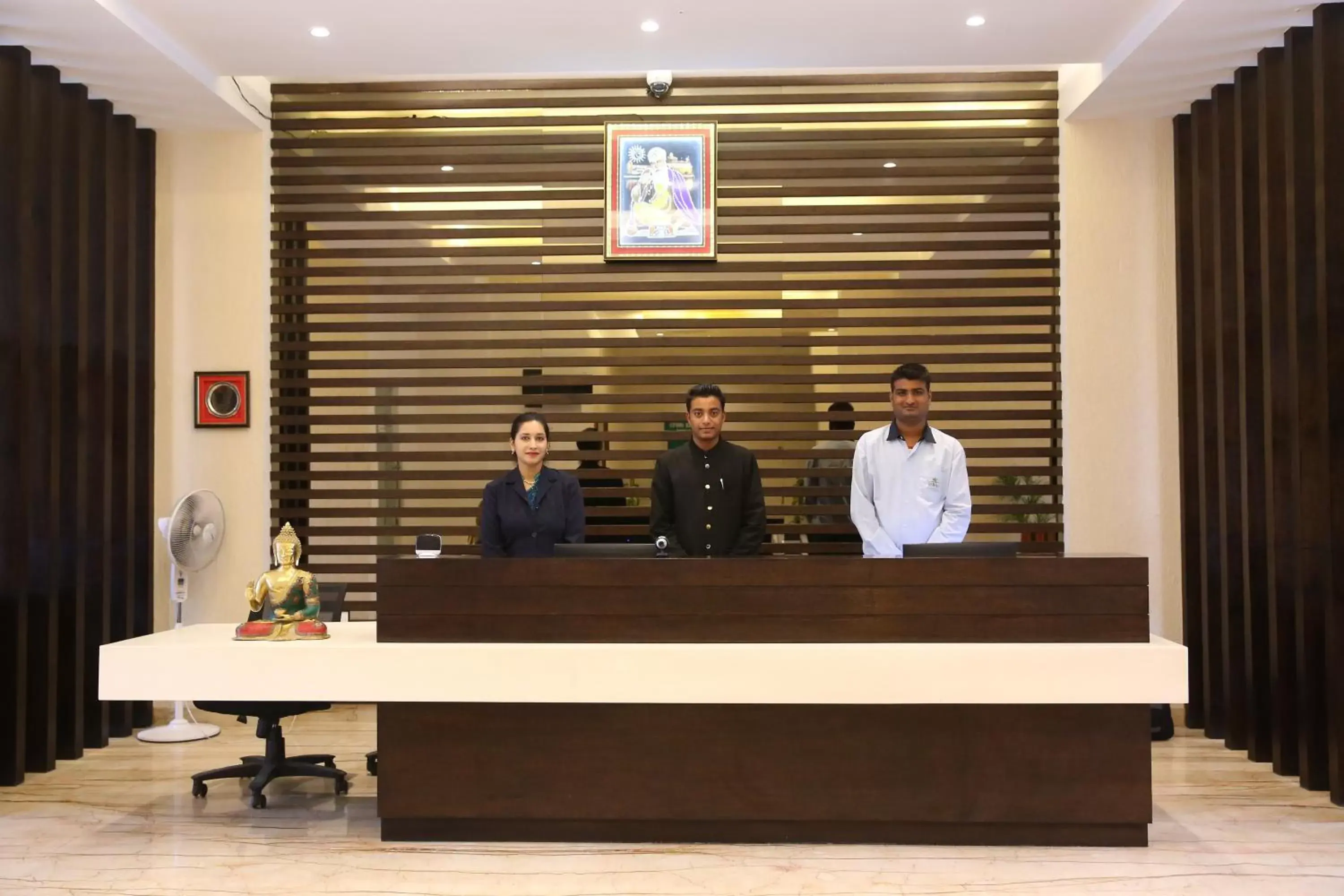 Staff in Le Roi Udaipur