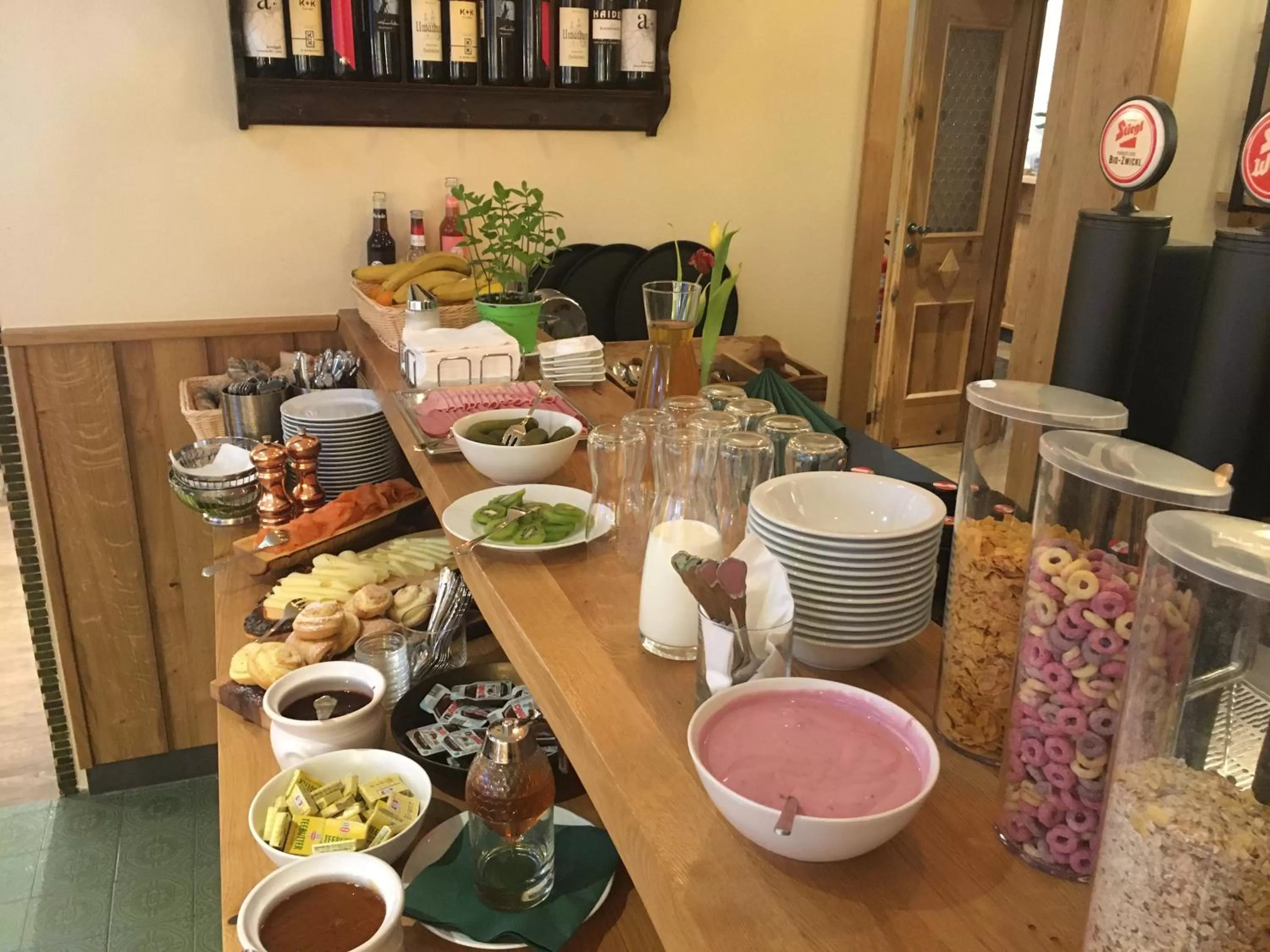 Breakfast in Hotel Stiegler Bed & Breakfast