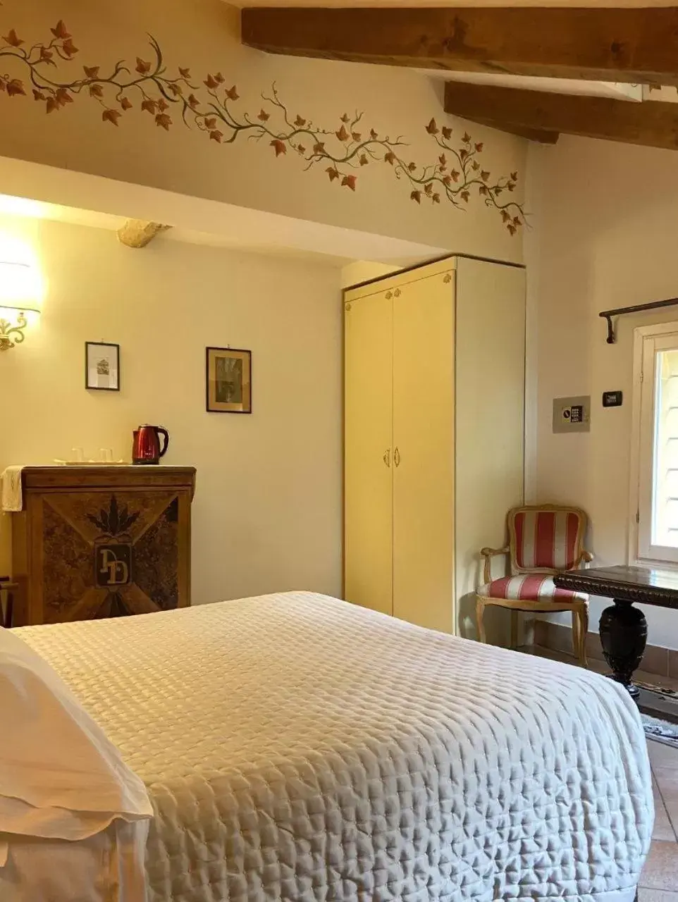 Bedroom, Bed in Albergo delle Drapperie