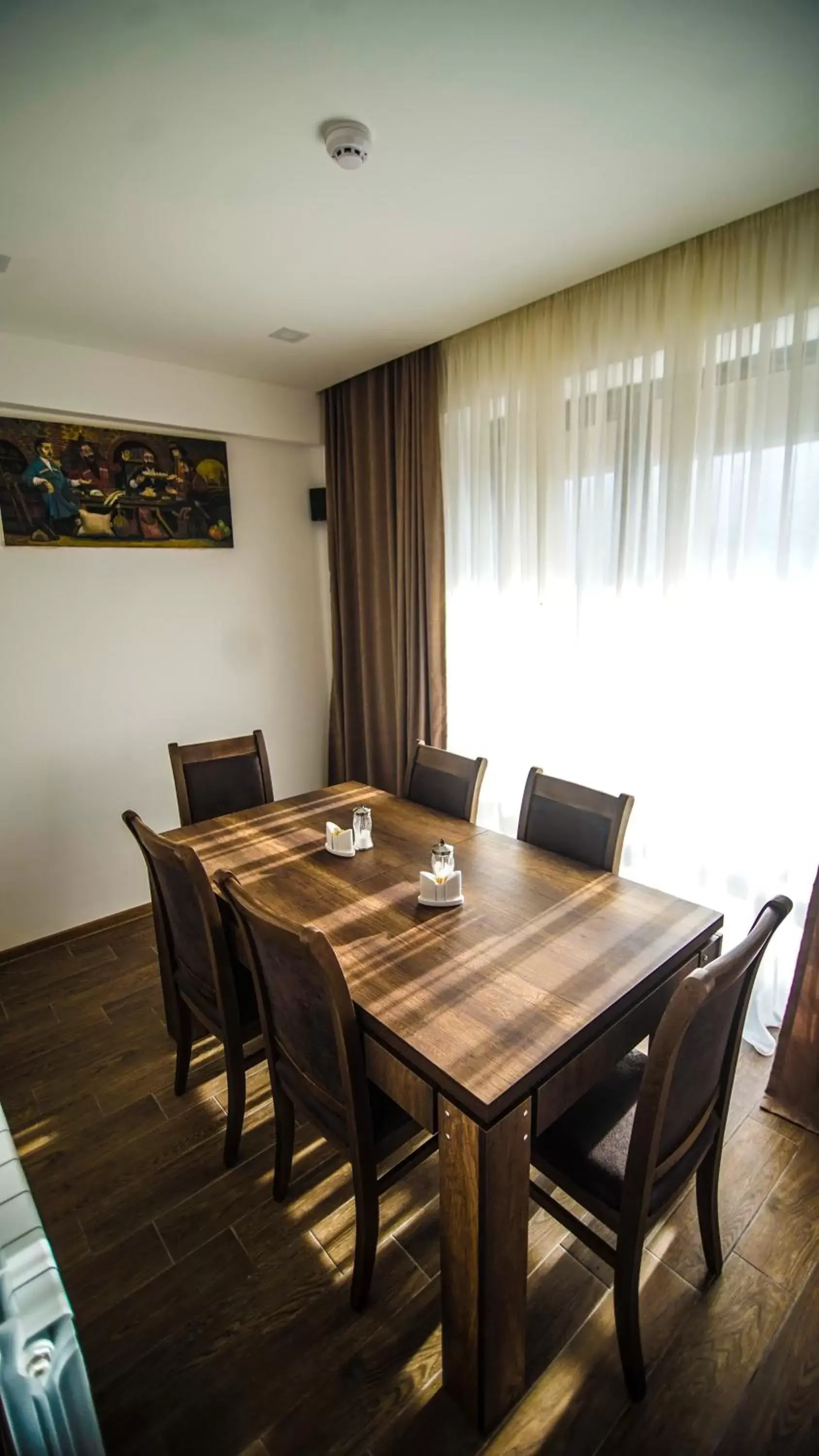 Restaurant/places to eat in Hotel King Tom Restaurant/places to eat in Hotel King Tom