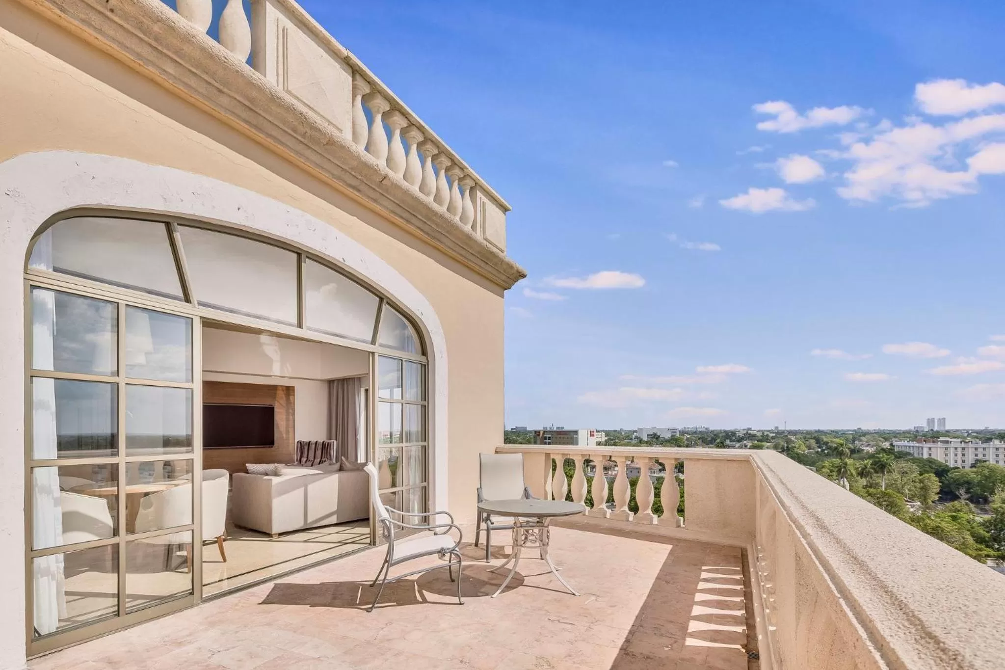 Photo of the whole room in Fiesta Americana Merida