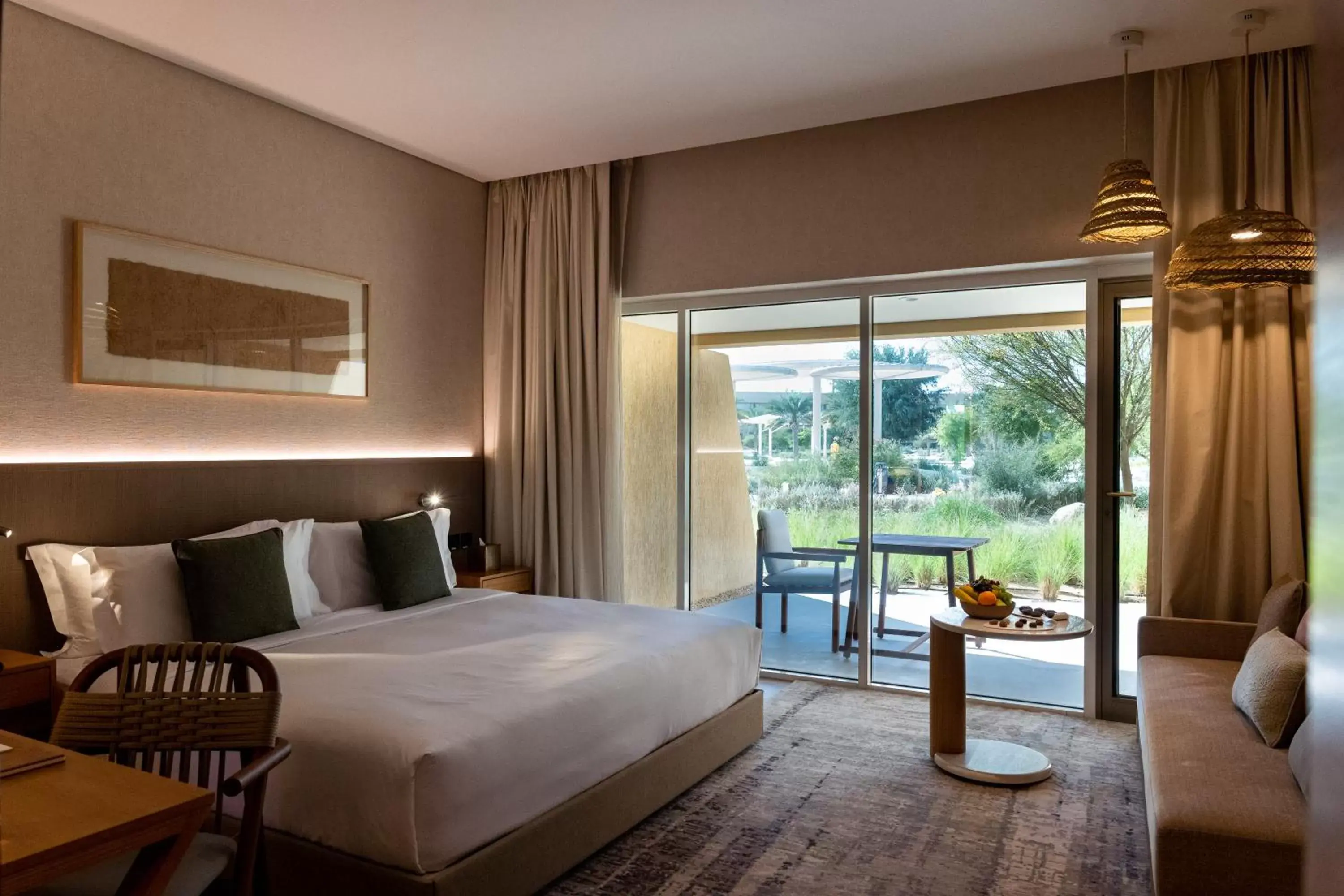 Bedroom, Bed in ERTH Abu Dhabi Hotel Bedroom, Bed in ERTH Abu Dhabi Hotel