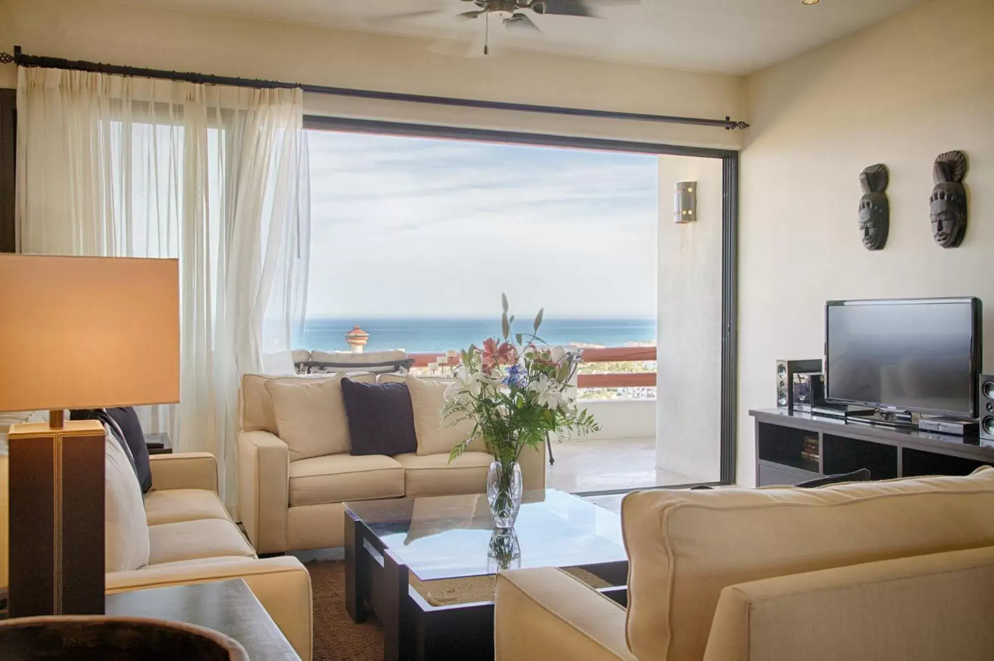 Sea view, Seating Area in Alegranza Luxury Resort - All Master Suite