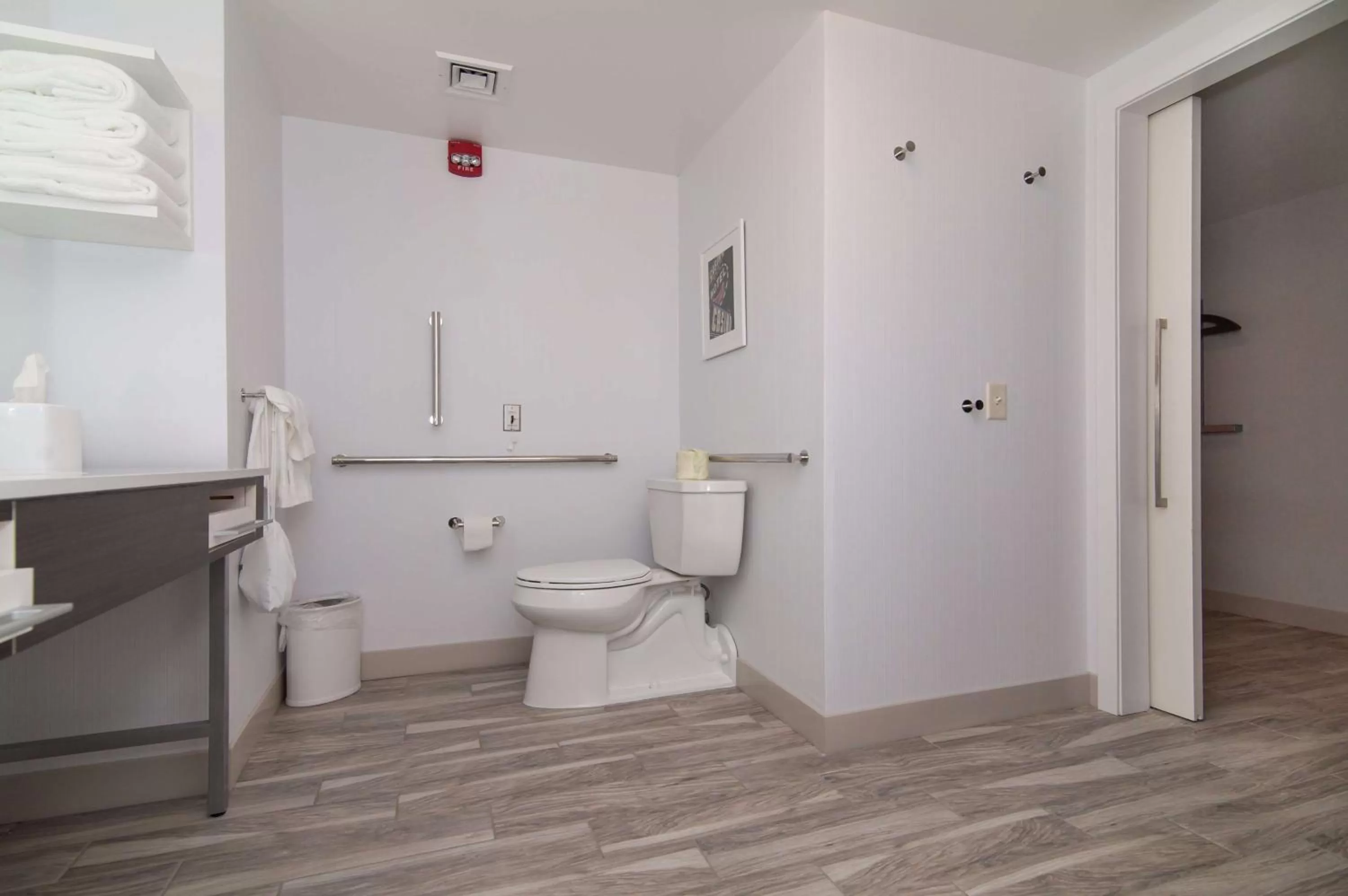 Bathroom in Hampton Inn Norwich