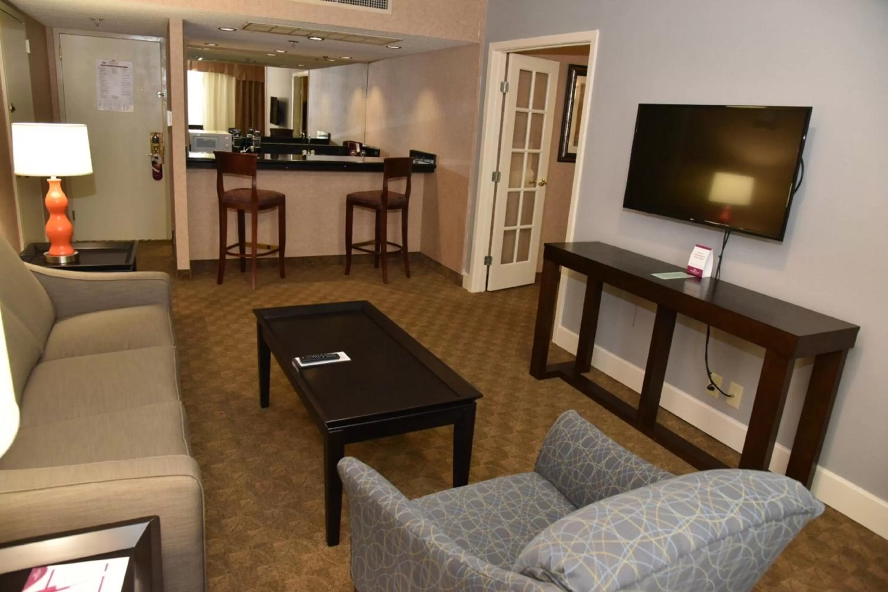 Bedroom in Wyndham Houston near NRG Park - Medical Center