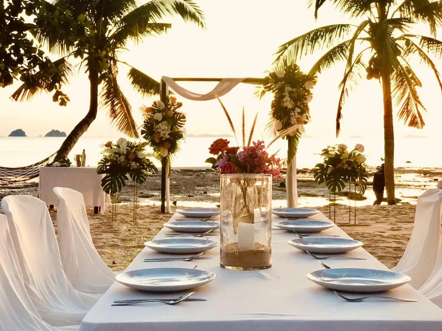 Dining area in Am Samui Resort Taling Ngam