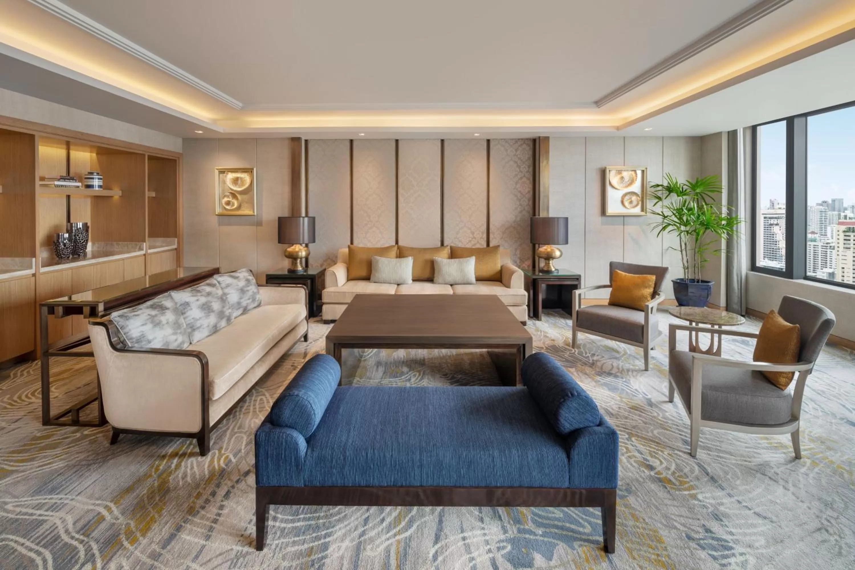 Living room in Sheraton Grande Sukhumvit, a Luxury Collection Hotel, Bangkok