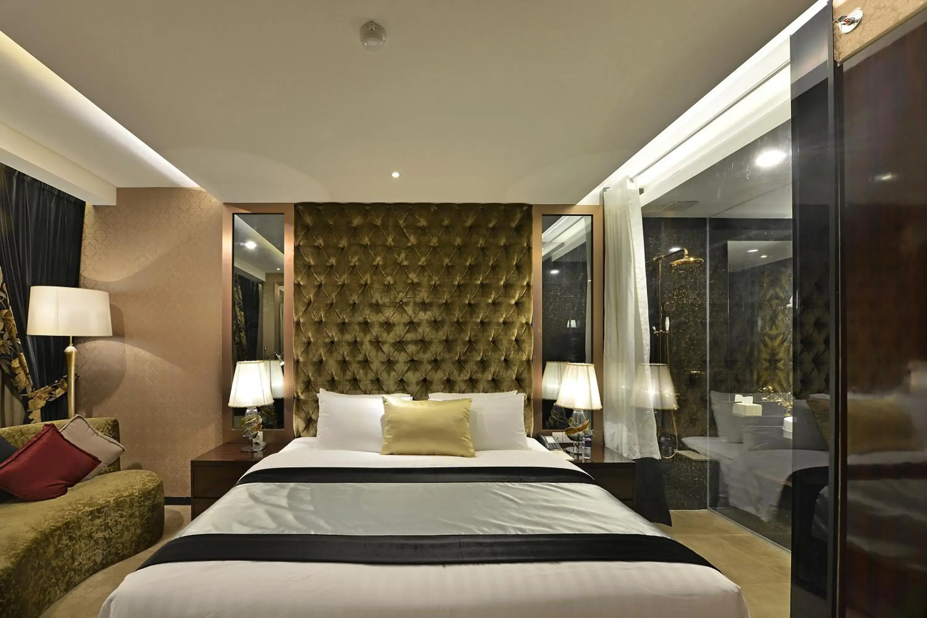 Bedroom, Bed in Amaroossa Grande Bedroom, Bed in Amaroossa Grande