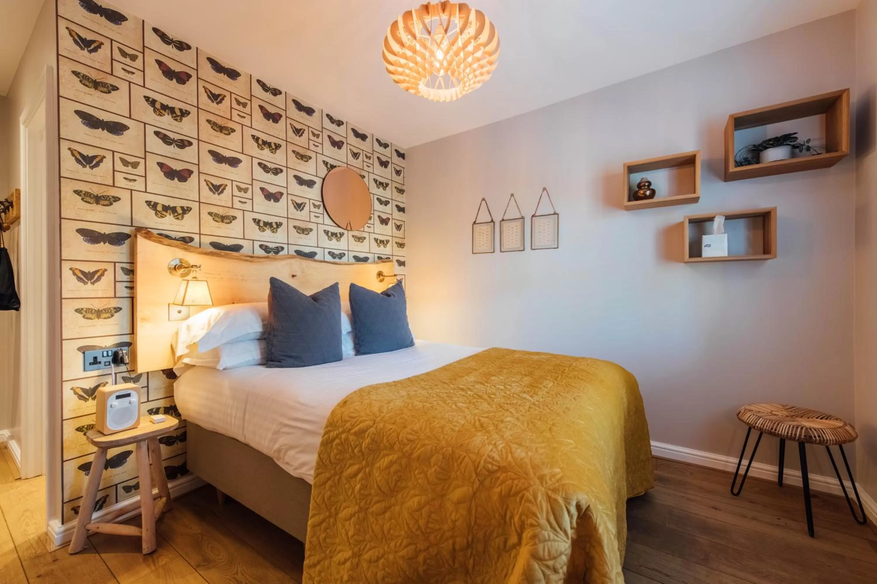 Bed in The Fox at Willian