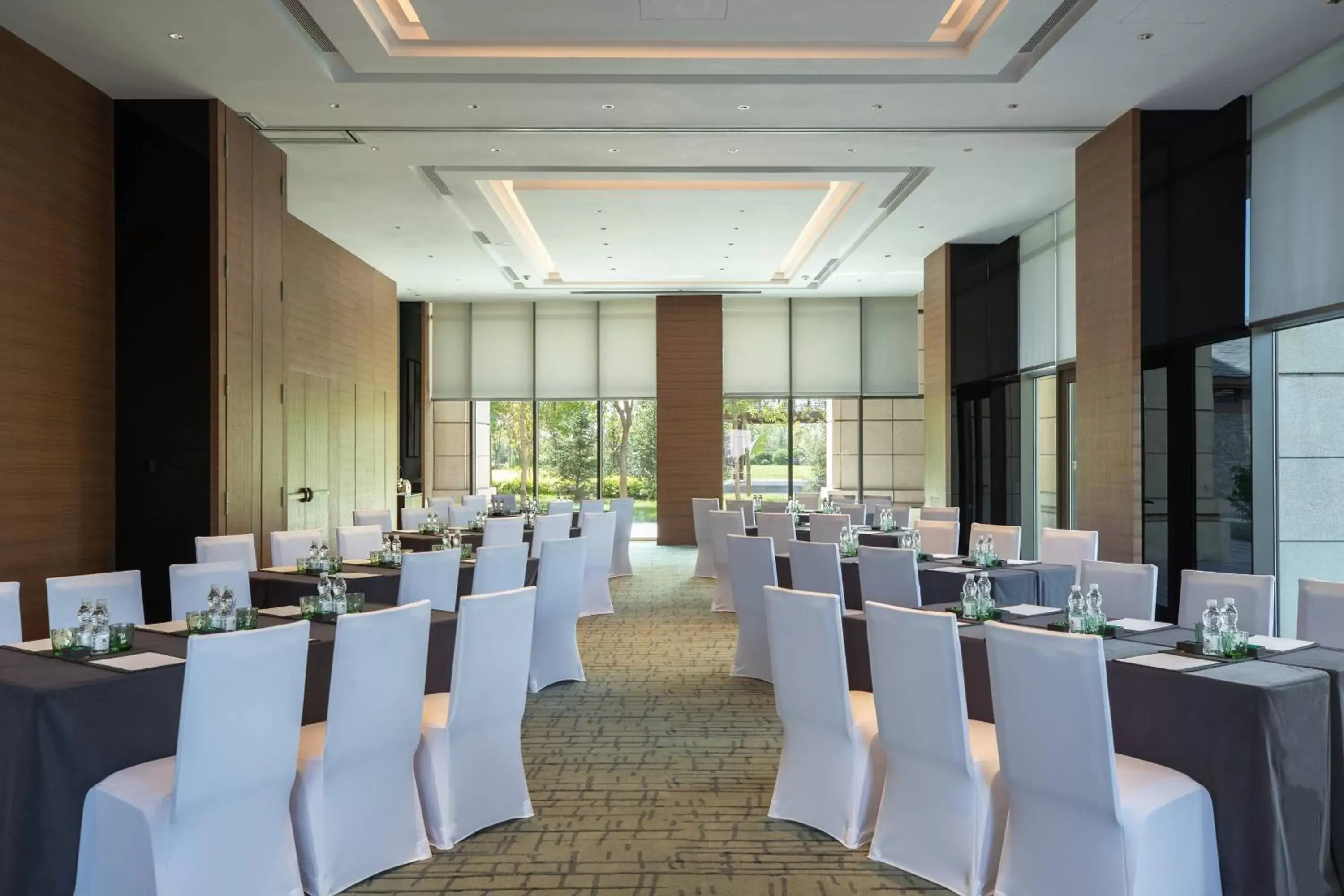 Meeting/conference room in Beijing Marriott Hotel Changping