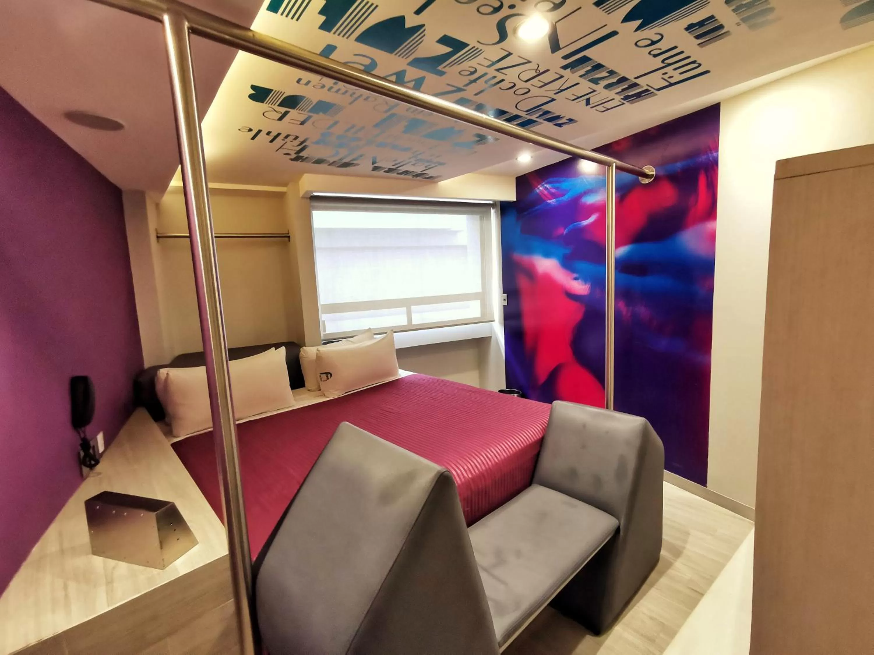 Bedroom in Hotel Bonn