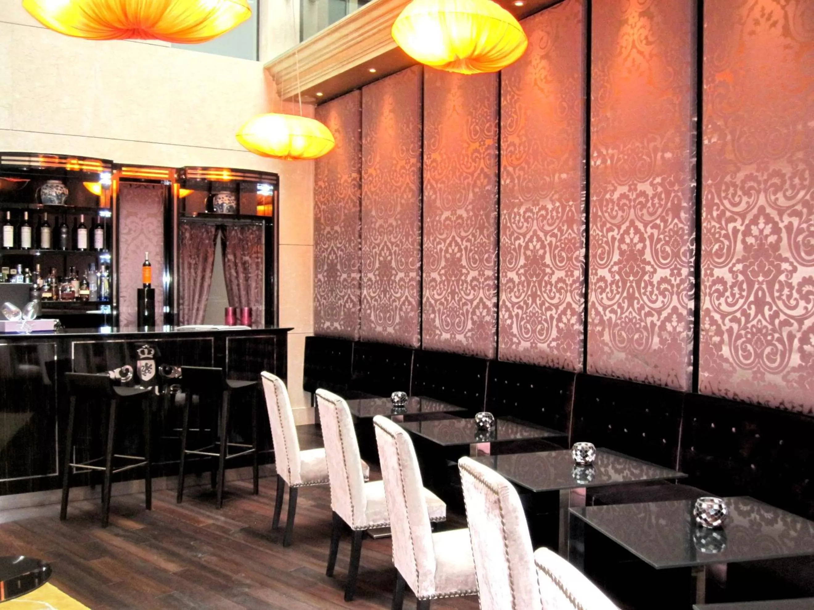 Restaurant/places to eat in Nexus Valladolid Suites & Hotel