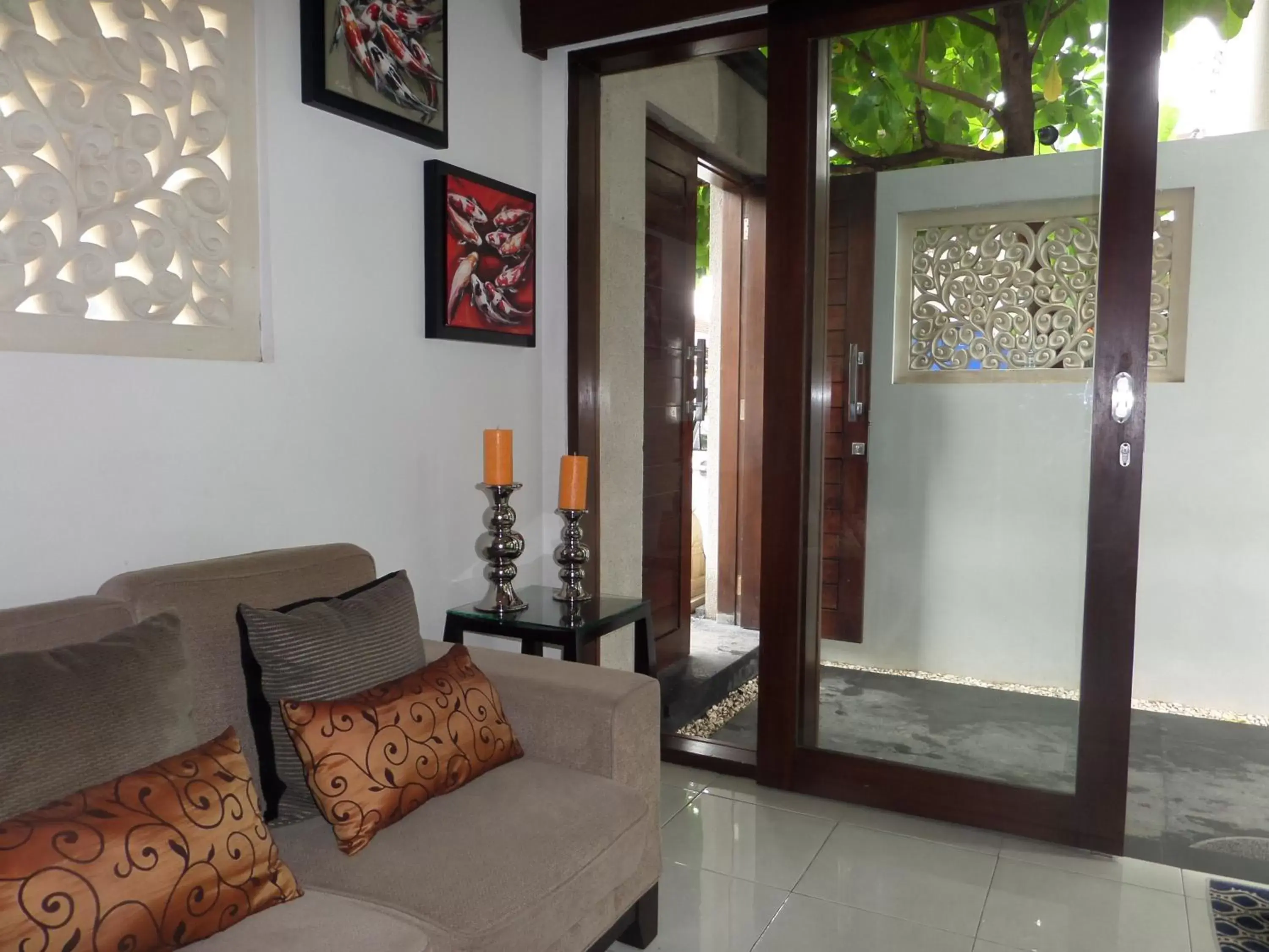 Living room in The Pavilion Hotel Kuta Living room in The Pavilion Hotel Kuta