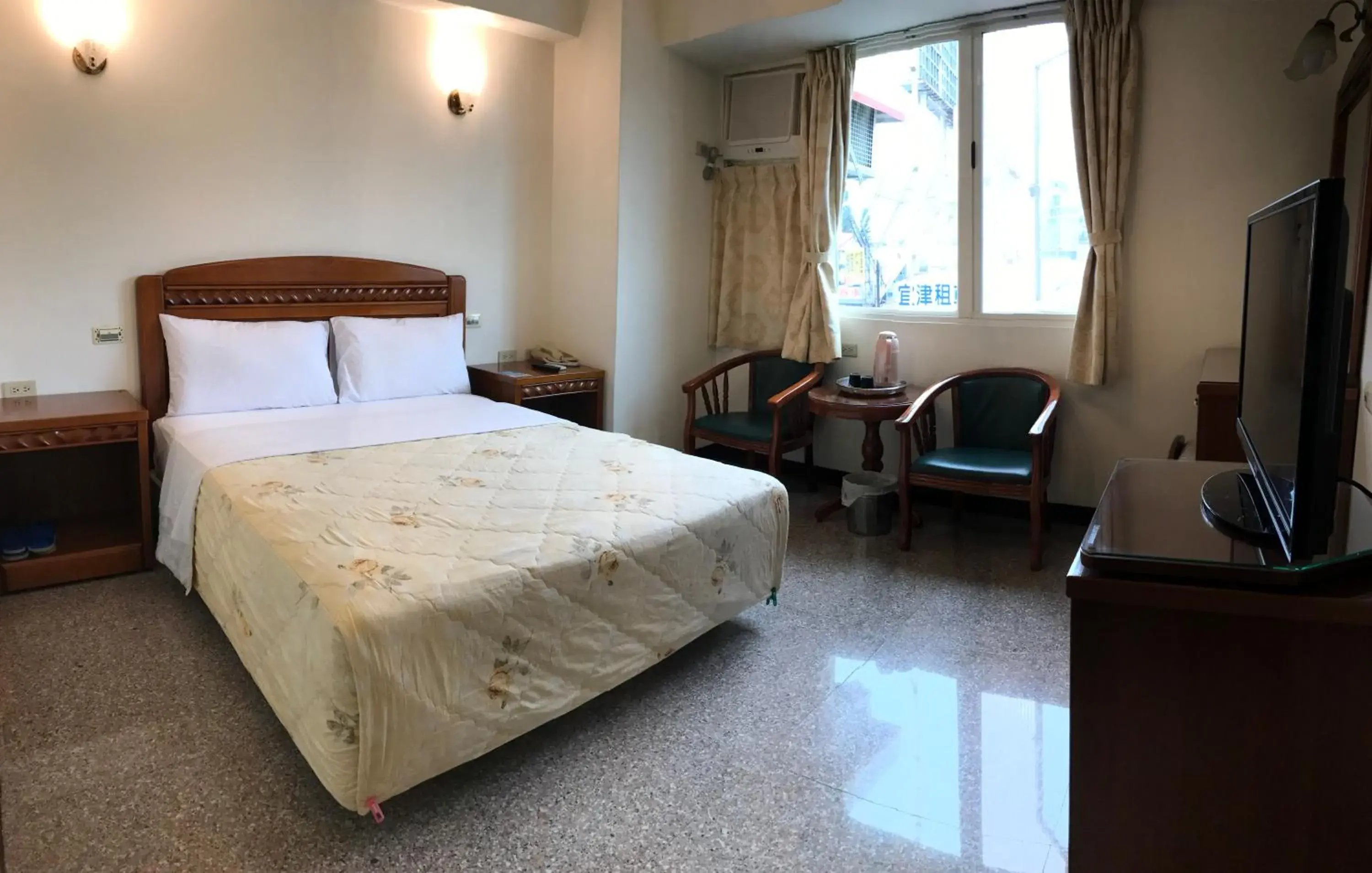 Photo of the whole room, Bed in Chantai Hotel