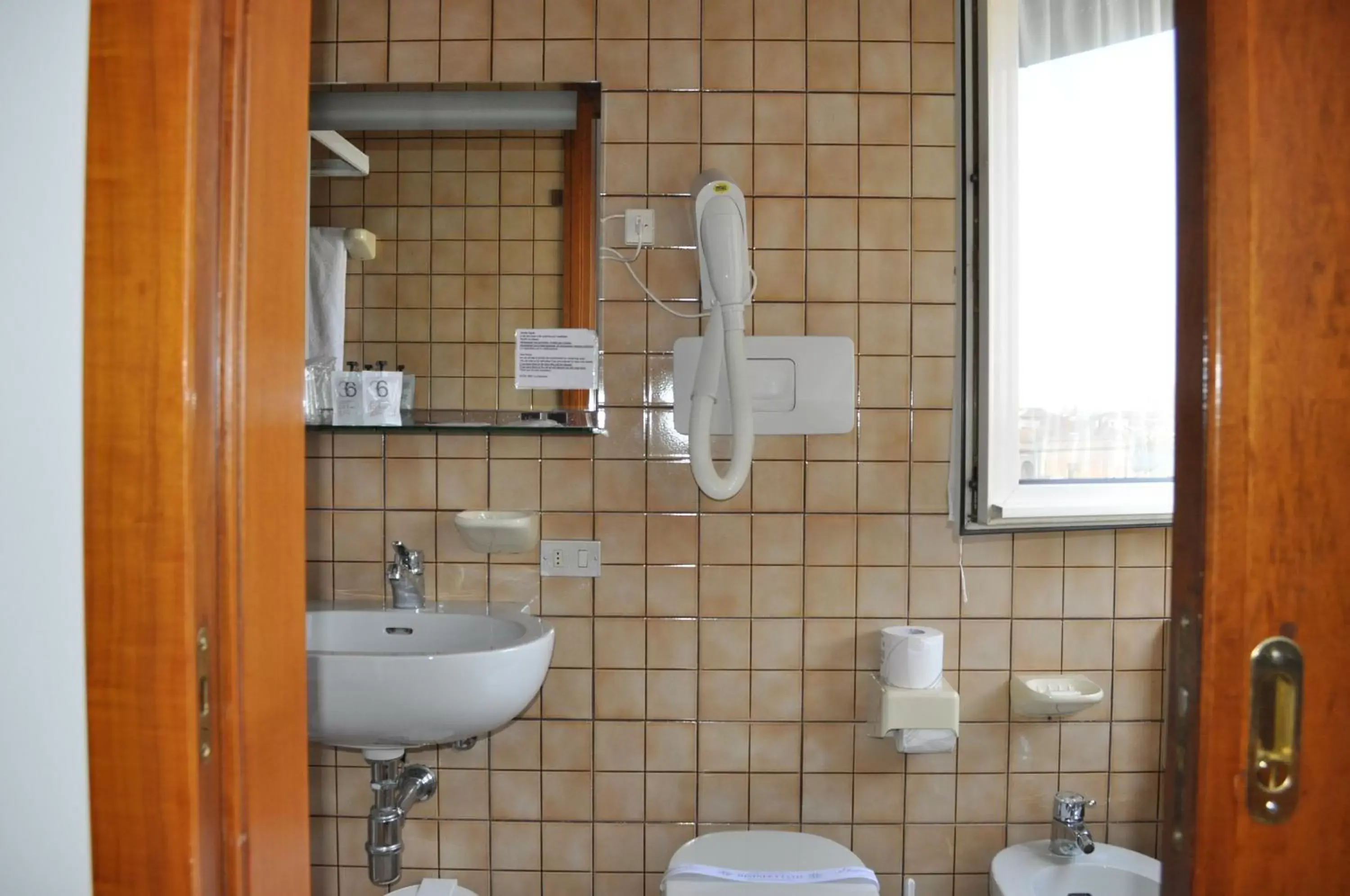 Bathroom in Hotel Igea