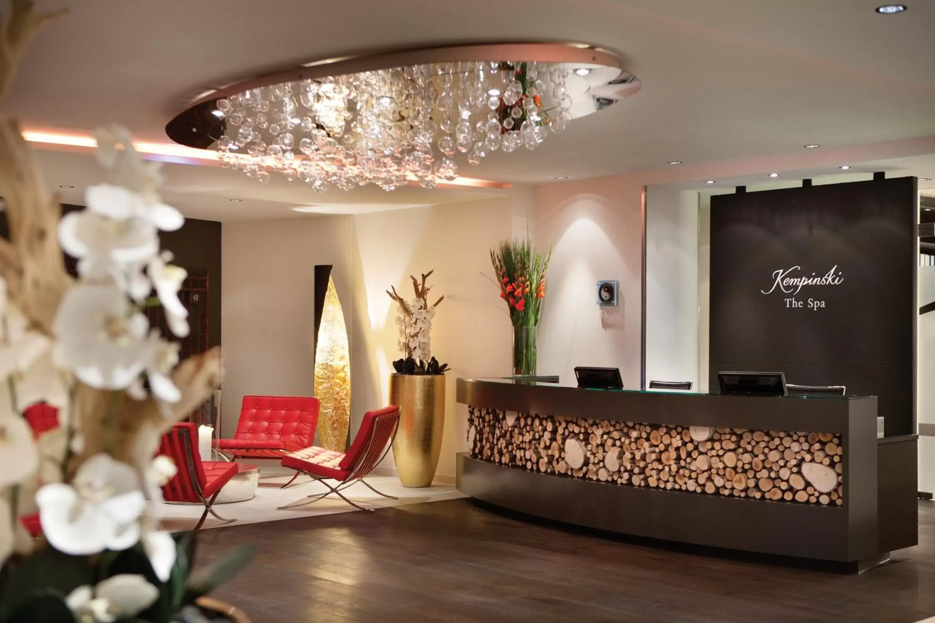 Lobby or reception, Lobby/Reception in Kempinski Hotel Das Tirol