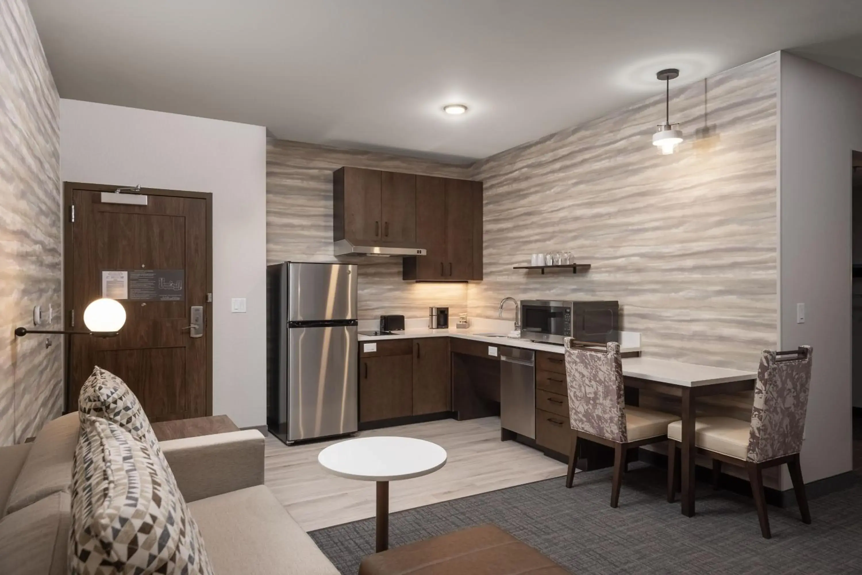 Kitchen or kitchenette, Kitchen/Kitchenette in Residence Inn by Marriott Denver Aurora