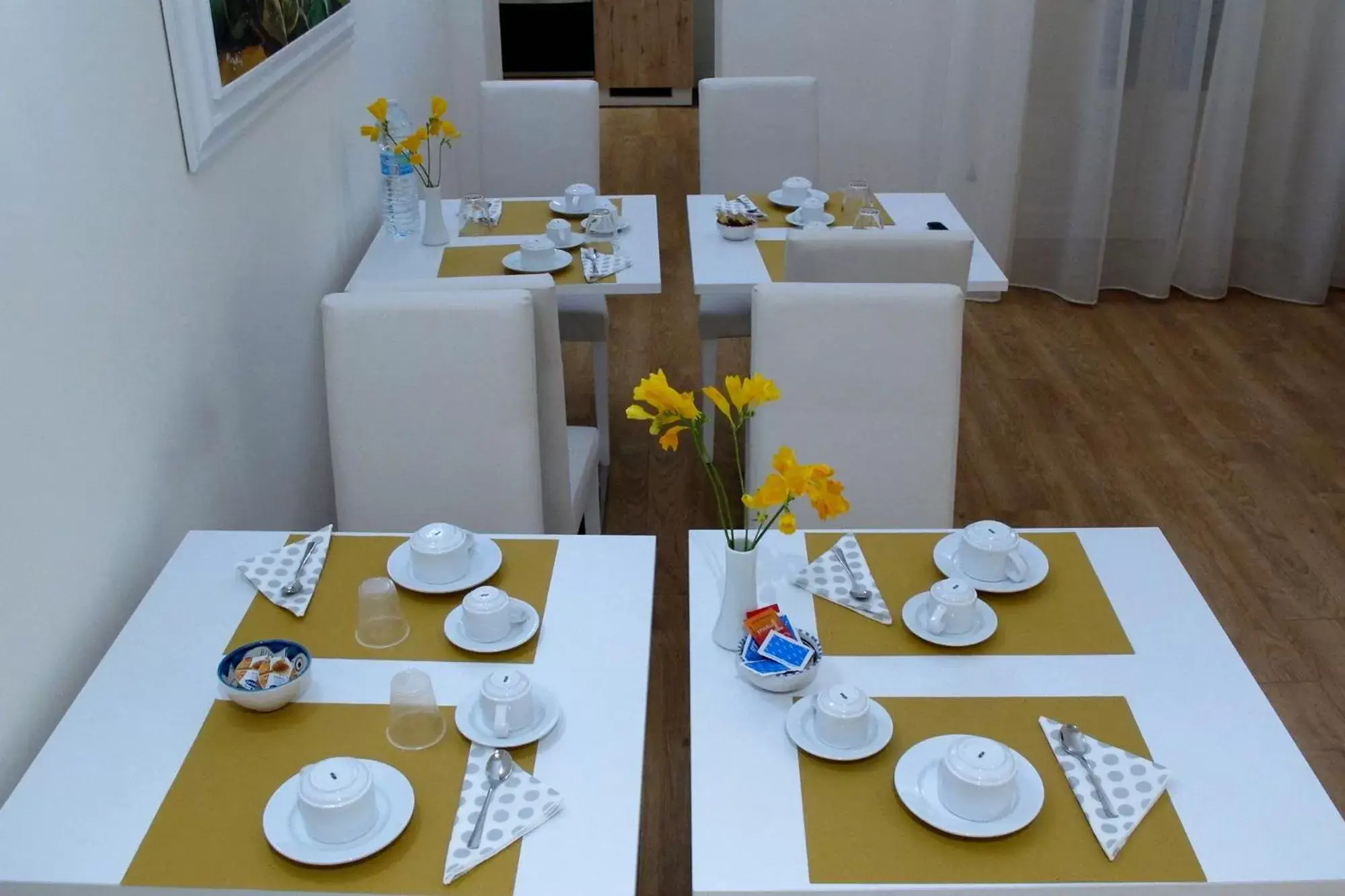 Buffet breakfast, Restaurant/Places to Eat in Belmonte102 Esclusive Suites