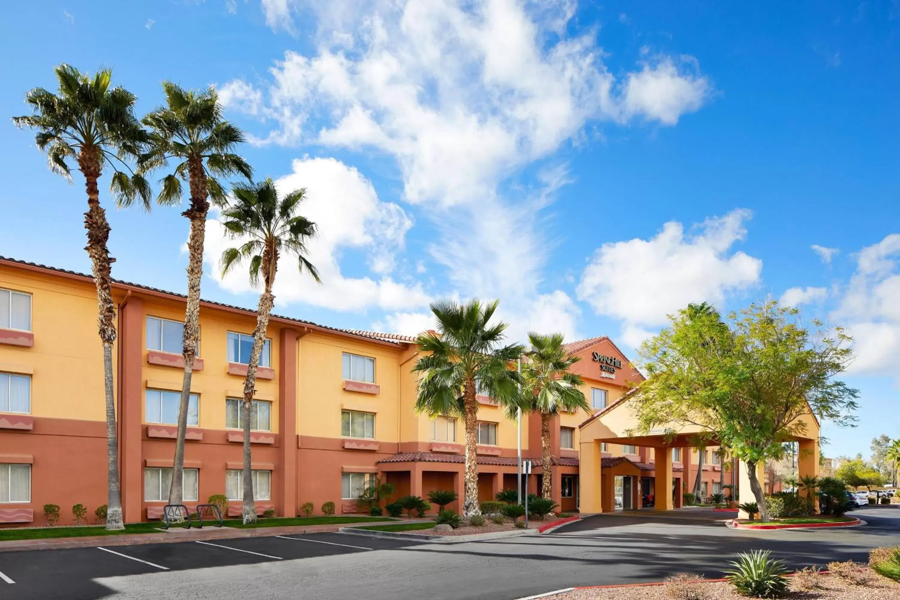 Property Building in SpringHill Suites Tempe at Arizona Mills Mall