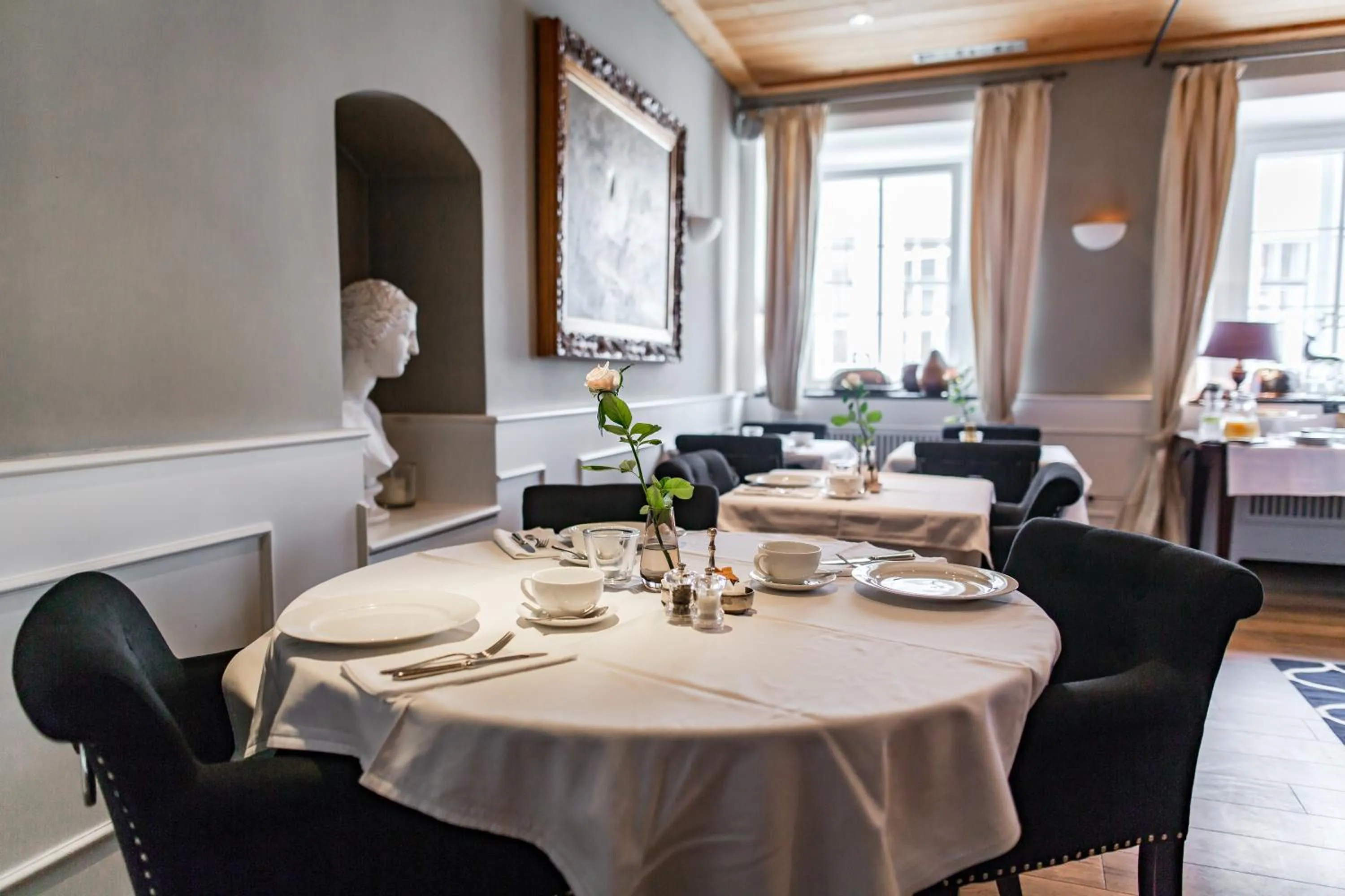 Dining area in Lesar Hotel Angel - Member of Hip Hotels