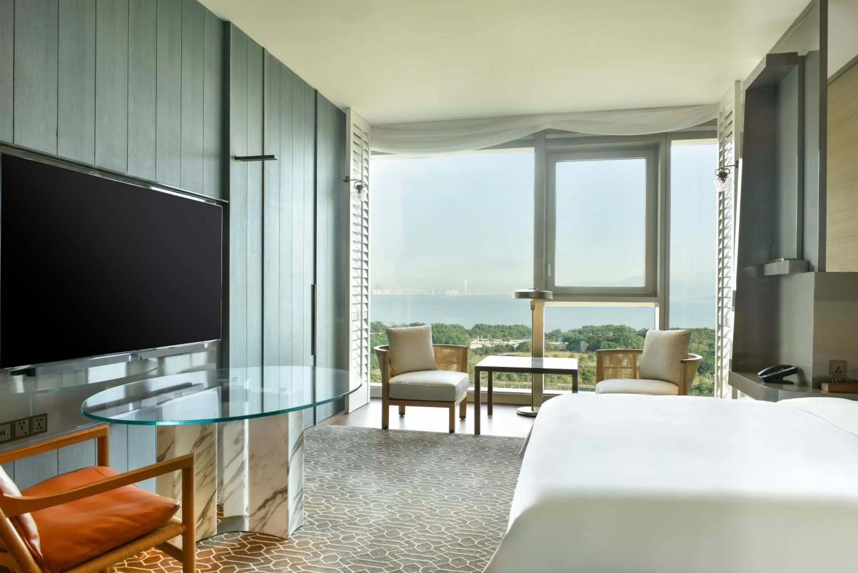 View (from property/room), TV/Entertainment Center in Andaz Shenzhen Bay