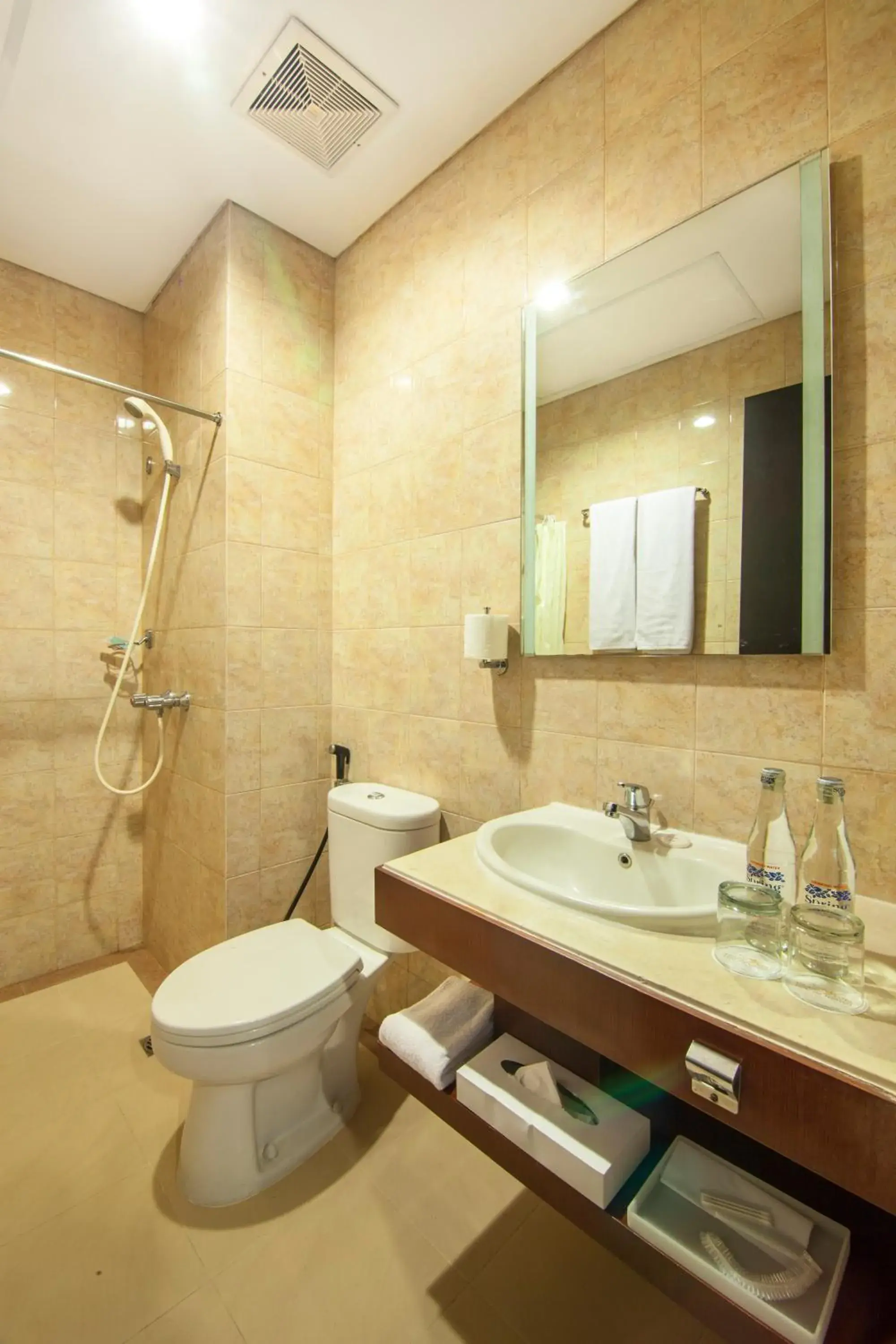 Bathroom in Grand Kuta Hotel And Residence