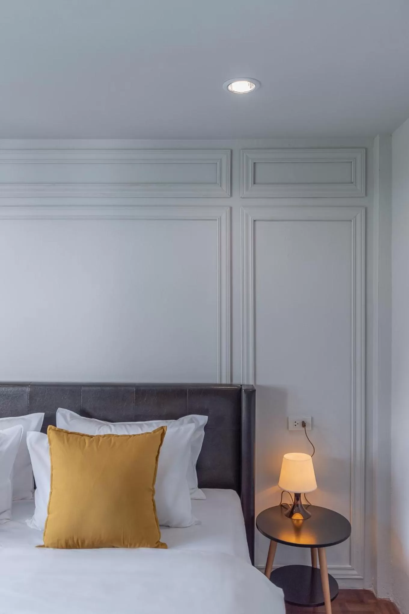 Bed in The Mellow Pillow Hotel @ Chiang Mai Gate