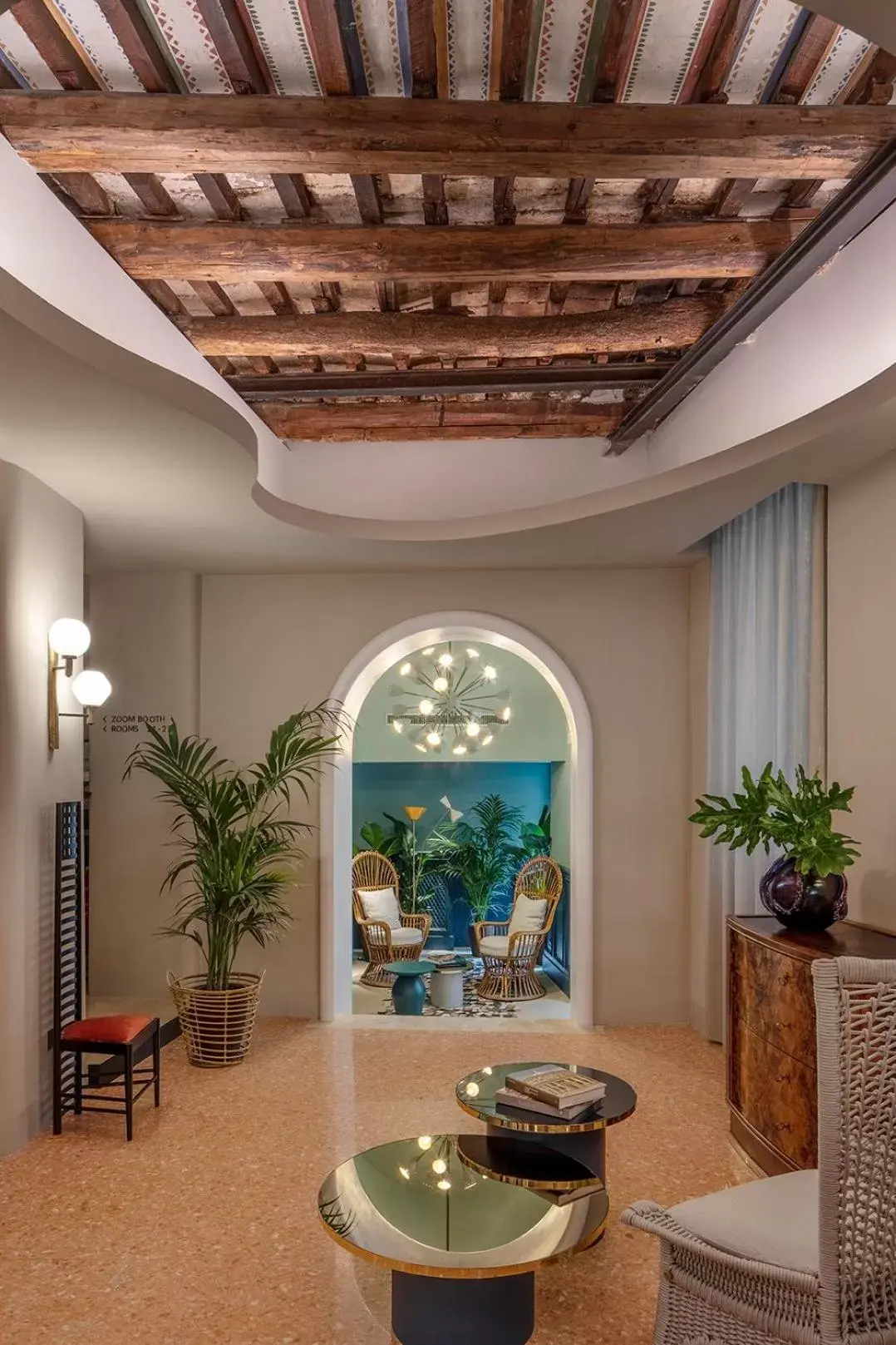 Lobby or reception in Hotel Priori Secret Garden Lobby or reception in Hotel Priori Secret Garden