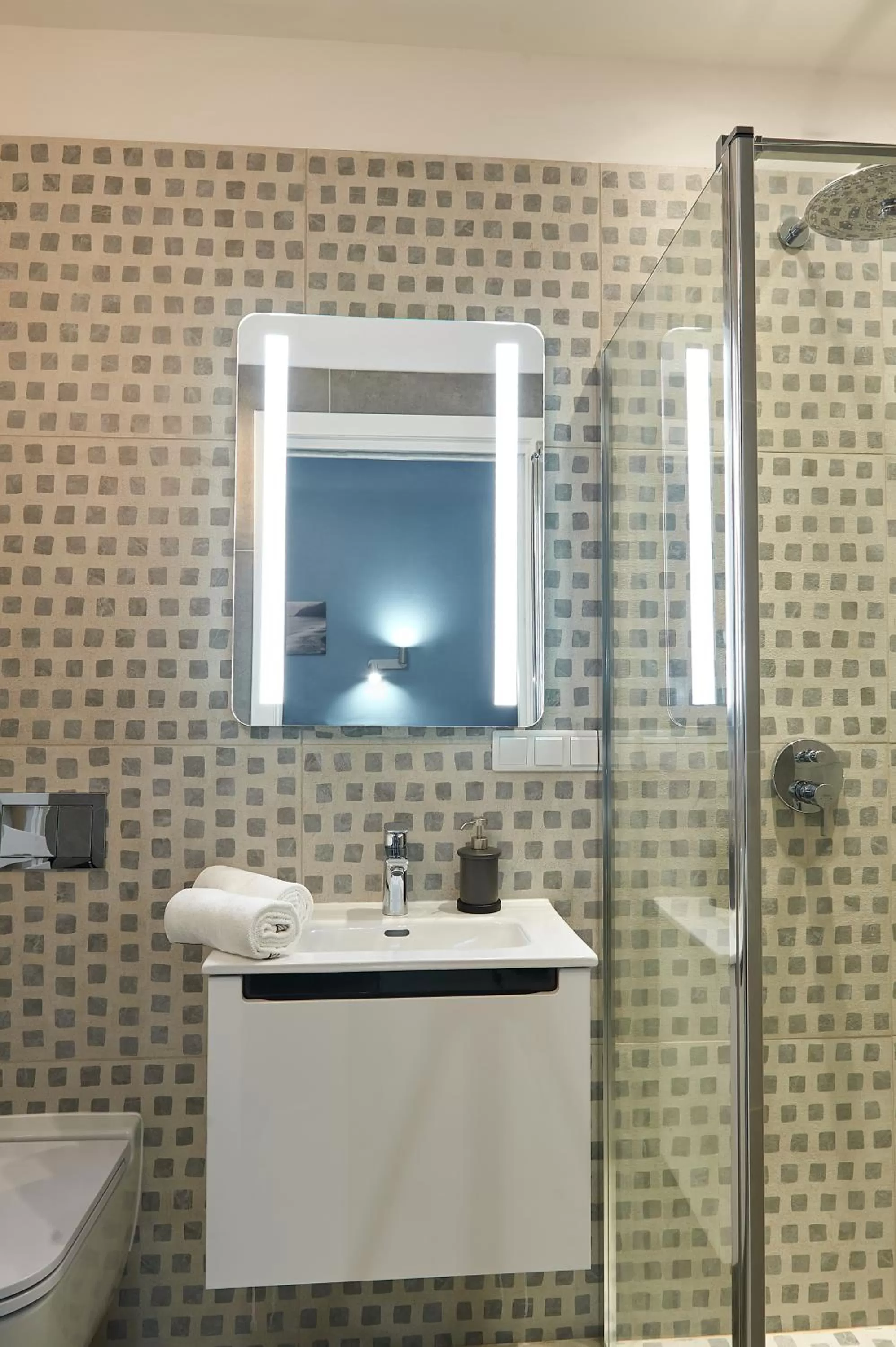 Bathroom in 7 HEAVEN Elegant Rooms KRAKÓW Old Town