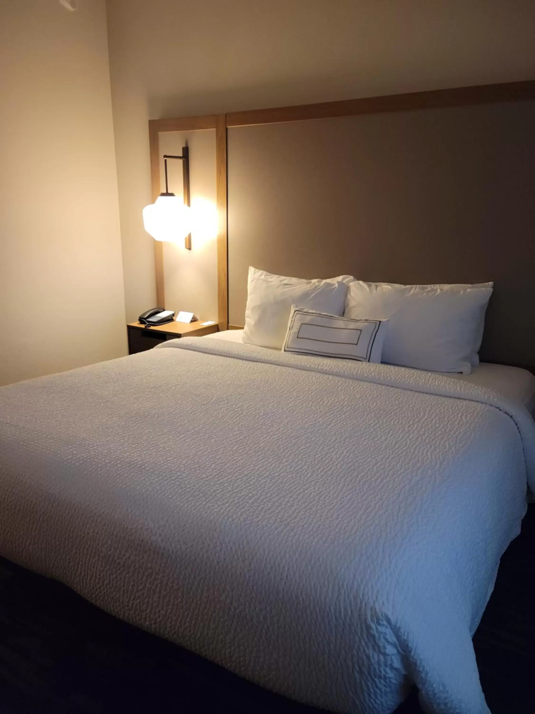 Bedroom, Bed in Fairfield Inn & Suites by Marriott Athens