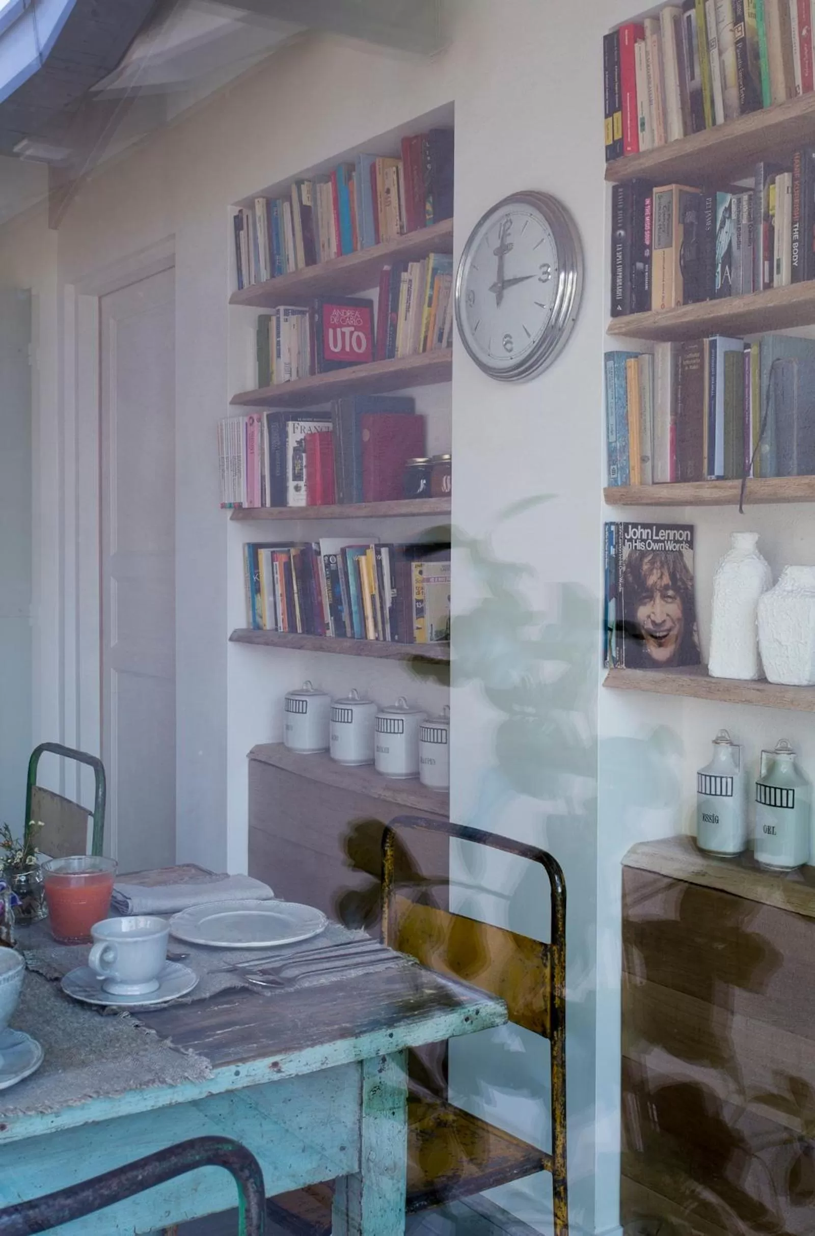 Decorative detail in A Casa Di Ita