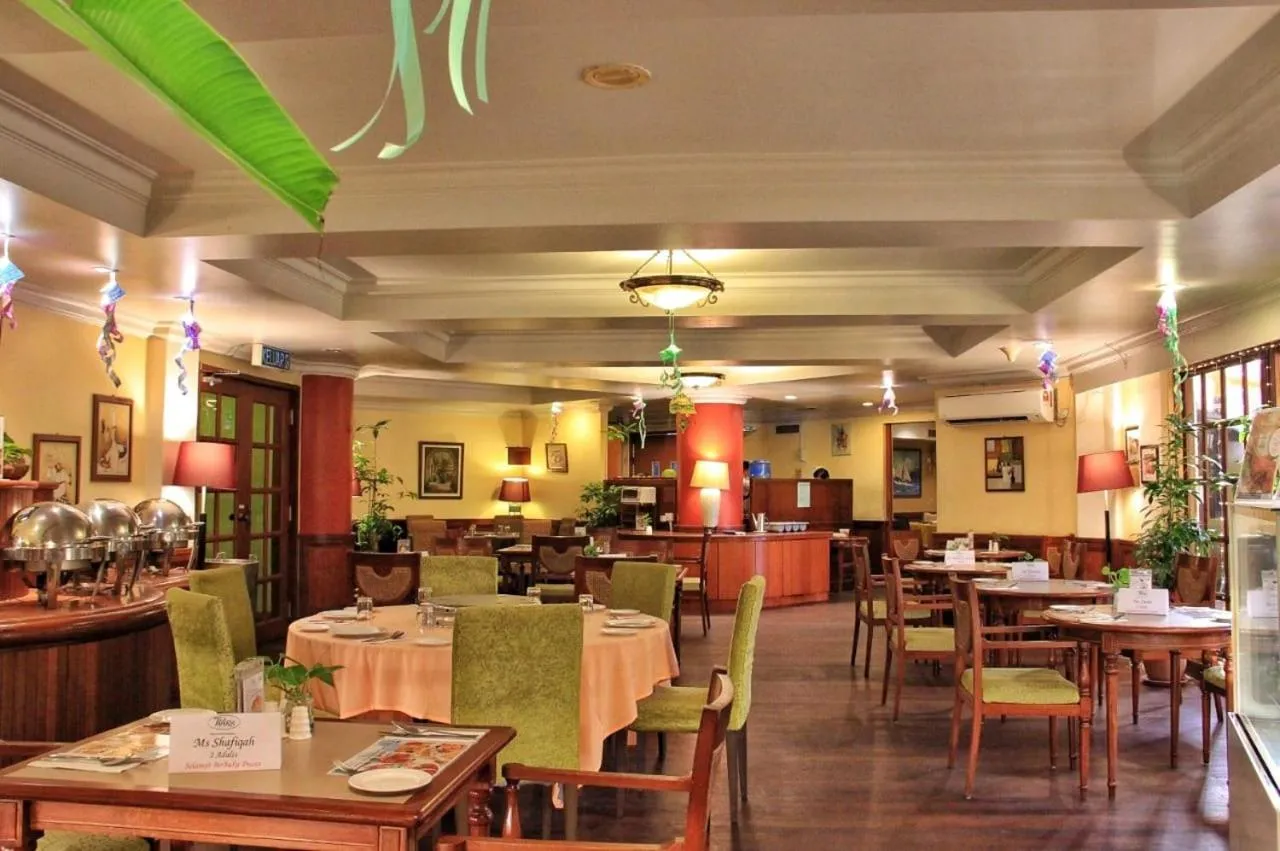 Restaurant/places to eat in Tiara Labuan Hotel