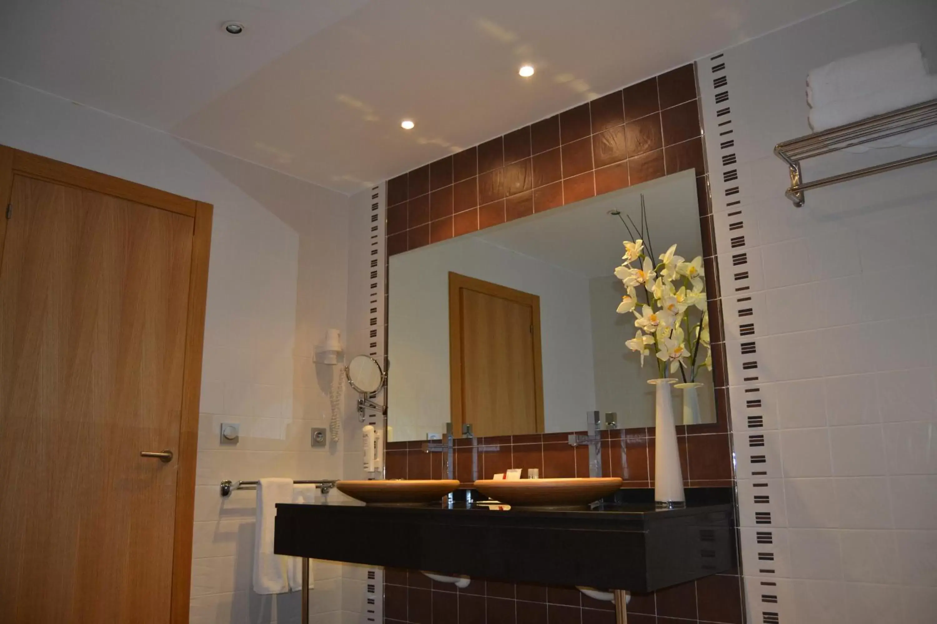 Bathroom in Hotel Spa Odeón Bathroom in Hotel Spa Odeón