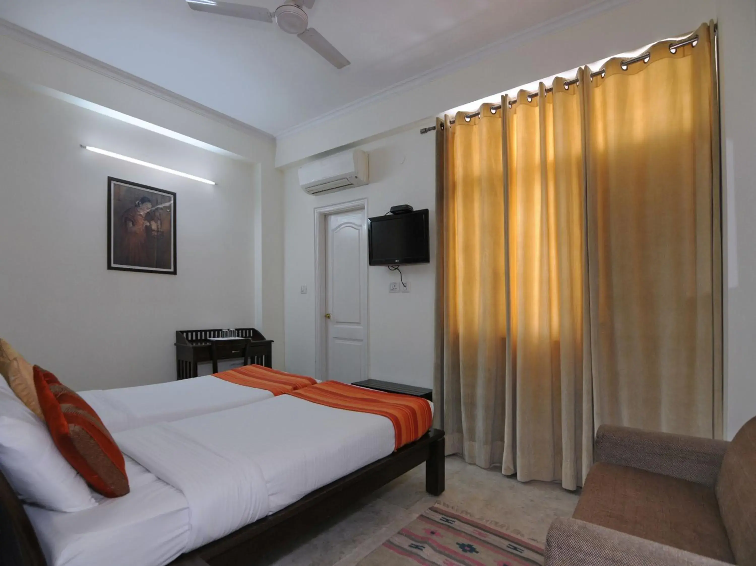 Bedroom, Bed in Mehra Residency At The Airport