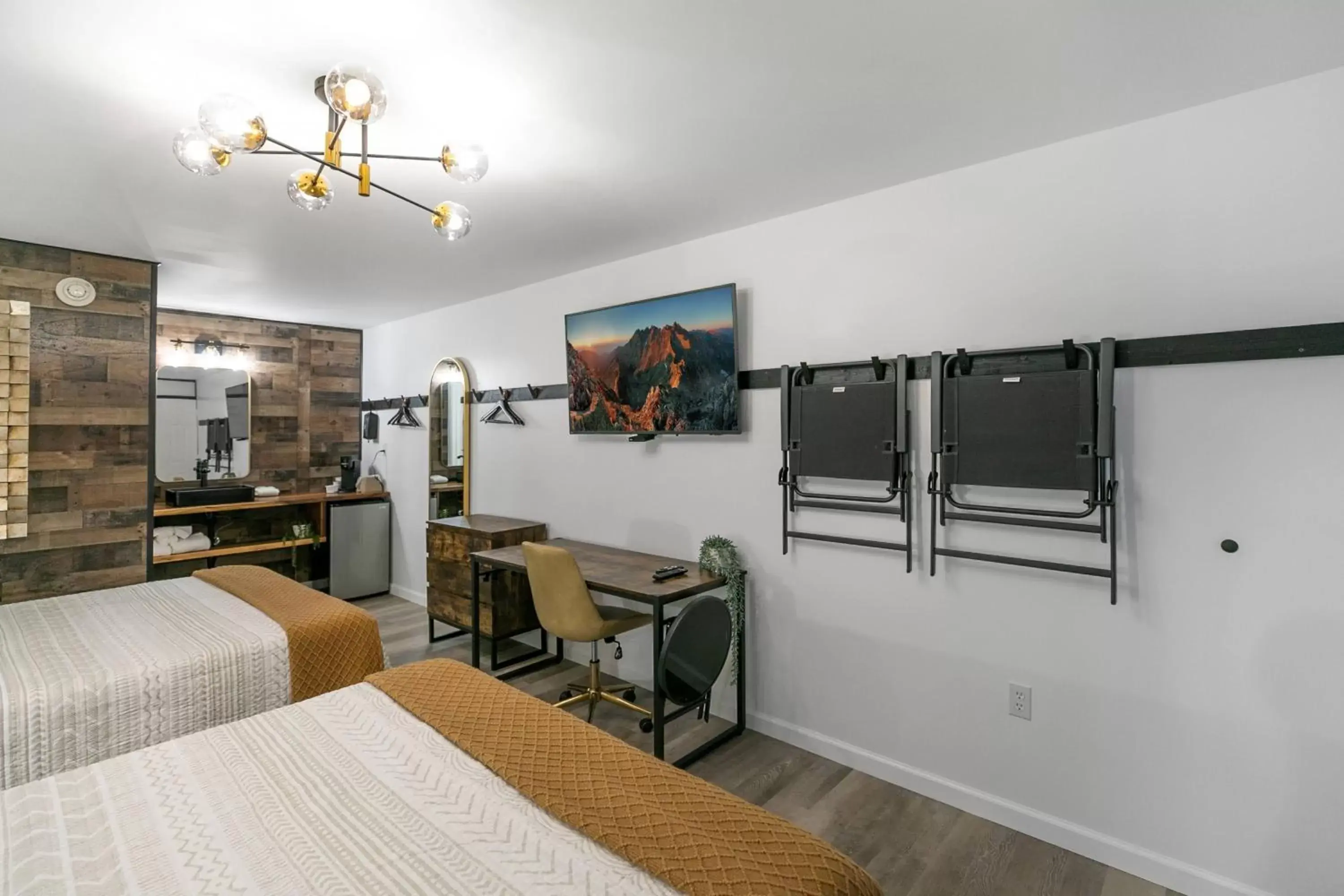 hair dresser, Bed in Candlewick Inn and Suites hair dresser, Bed in Candlewick Inn and Suites