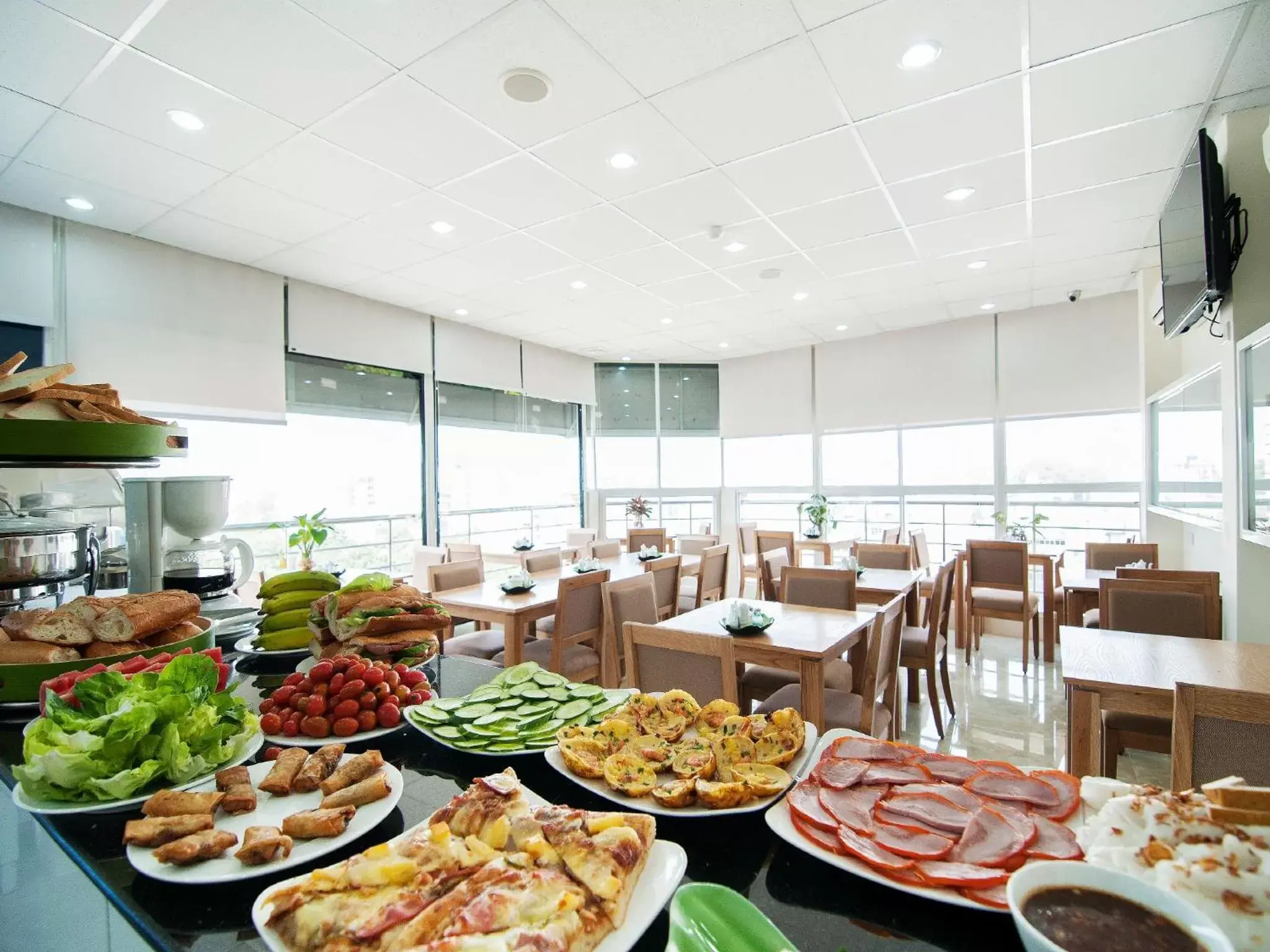 Restaurant/places to eat in Lan Anh Hotel