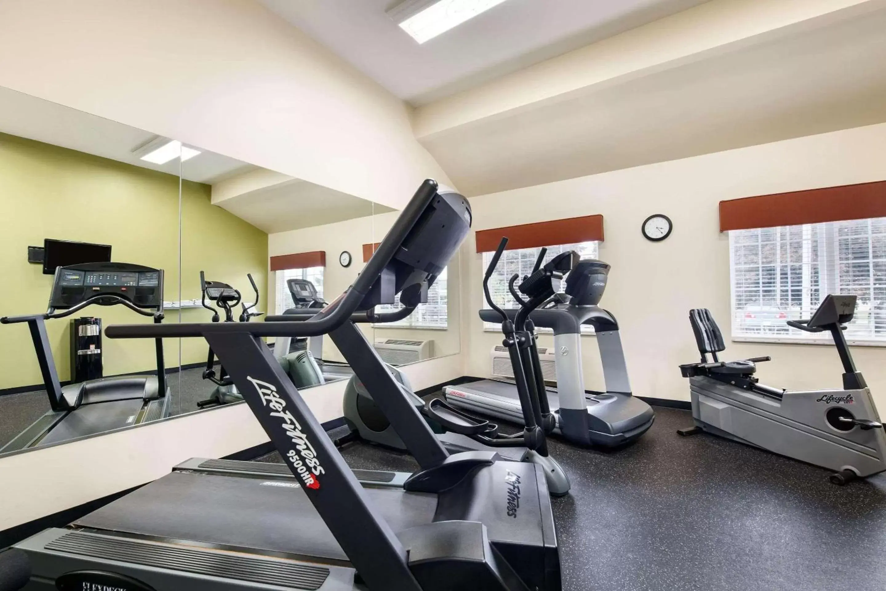 Fitness centre/facilities, Fitness Center/Facilities in Country Inn & Suites by Radisson, Kalamazoo, MI