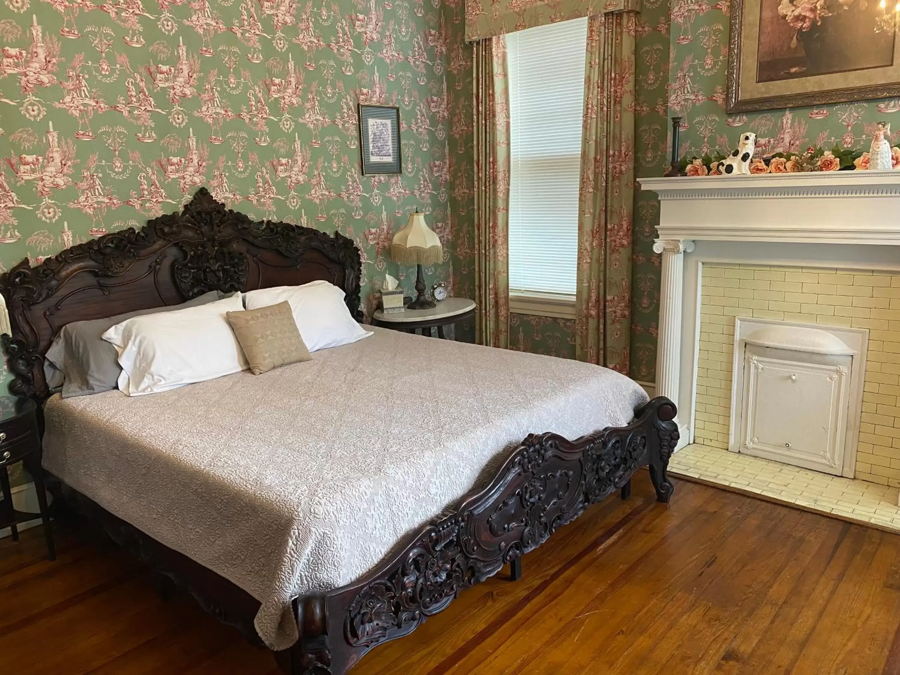 Bedroom, Bed in 1912 Bed and Breakfast Bedroom, Bed in 1912 Bed and Breakfast