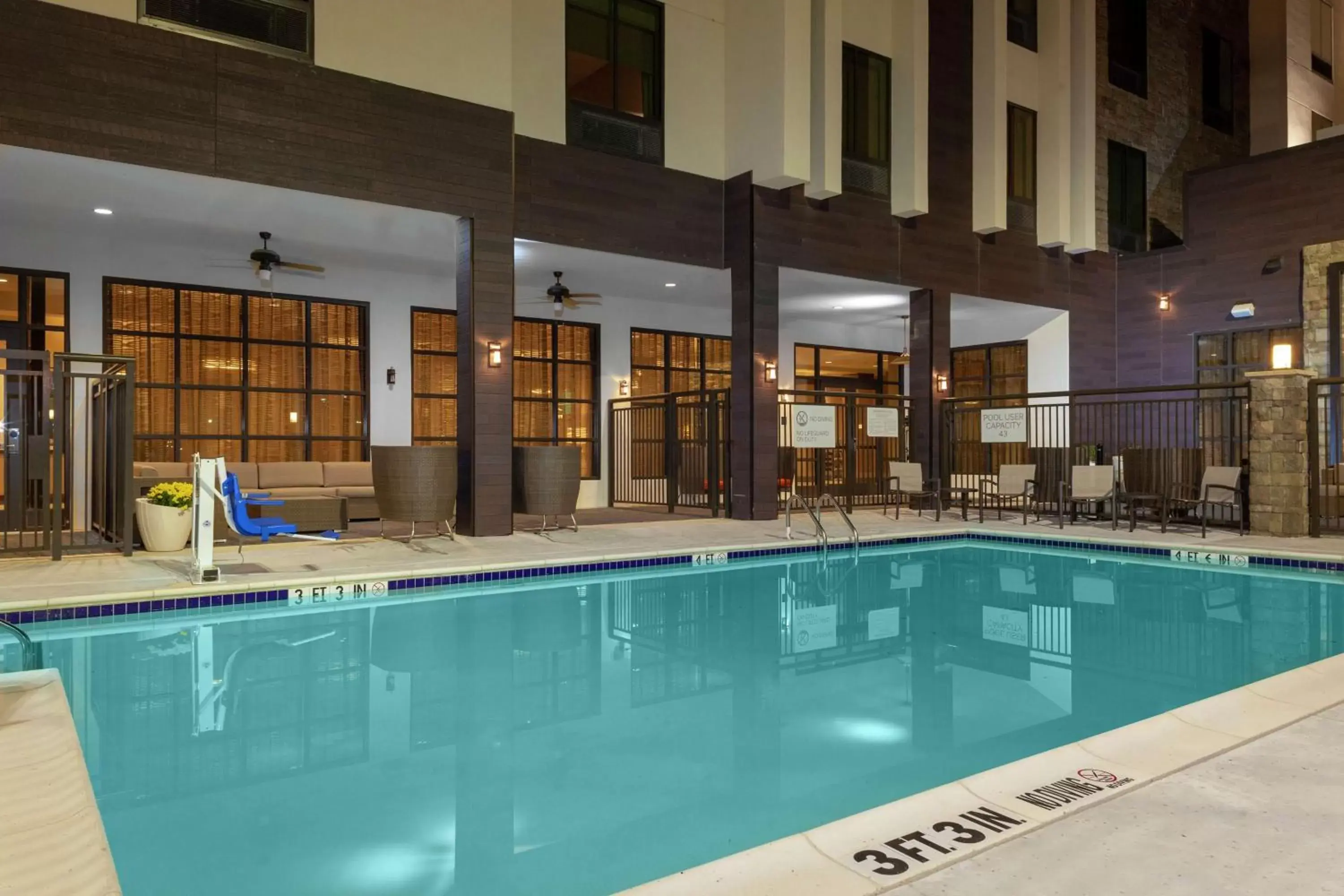 Pool view, Swimming Pool in Hilton Garden Inn Waco