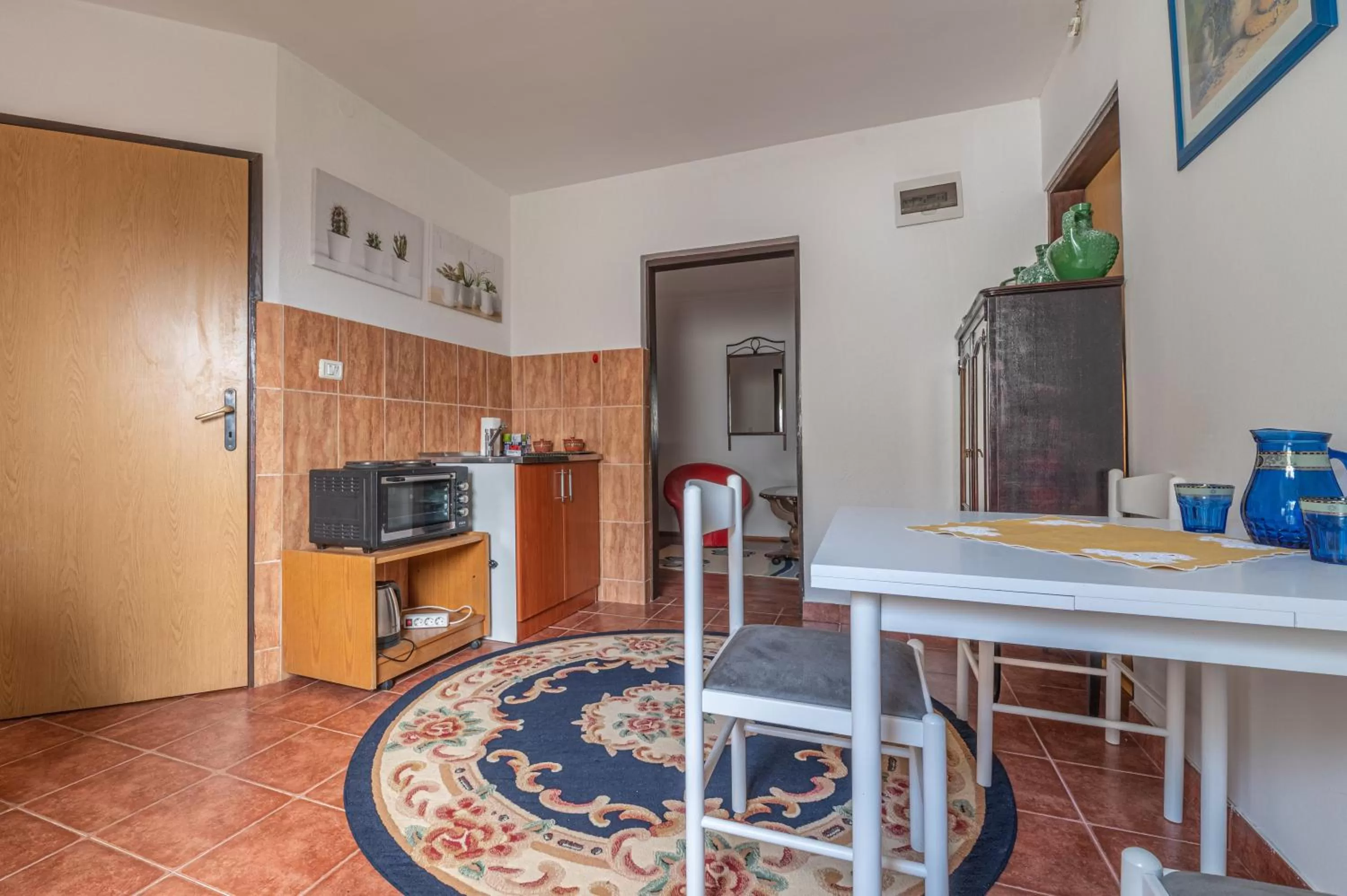 Kitchen/Kitchenette in Frile Apartments