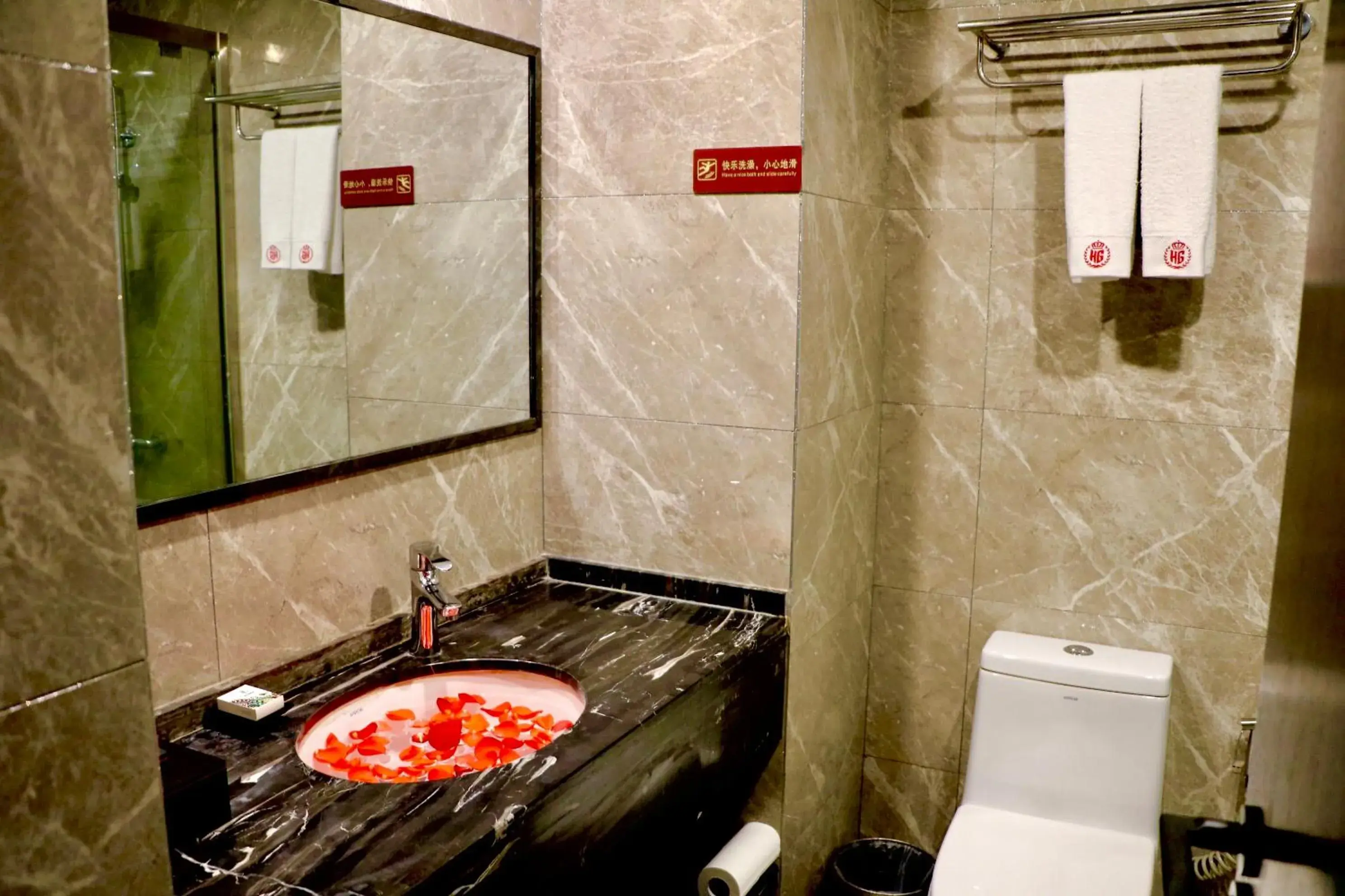 Bathroom in Le Chen Miiya Hotel