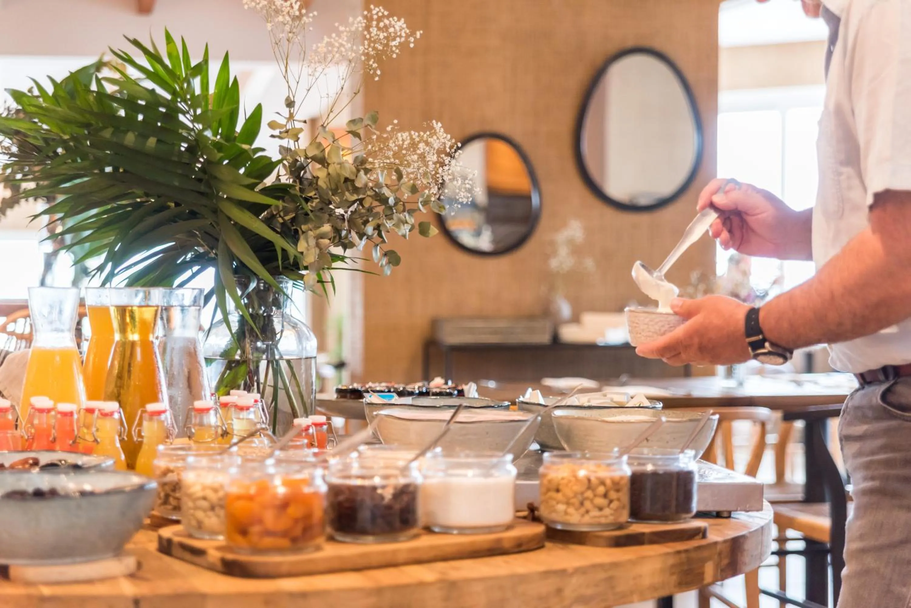 Breakfast in ICON Valparaiso - Adults Only