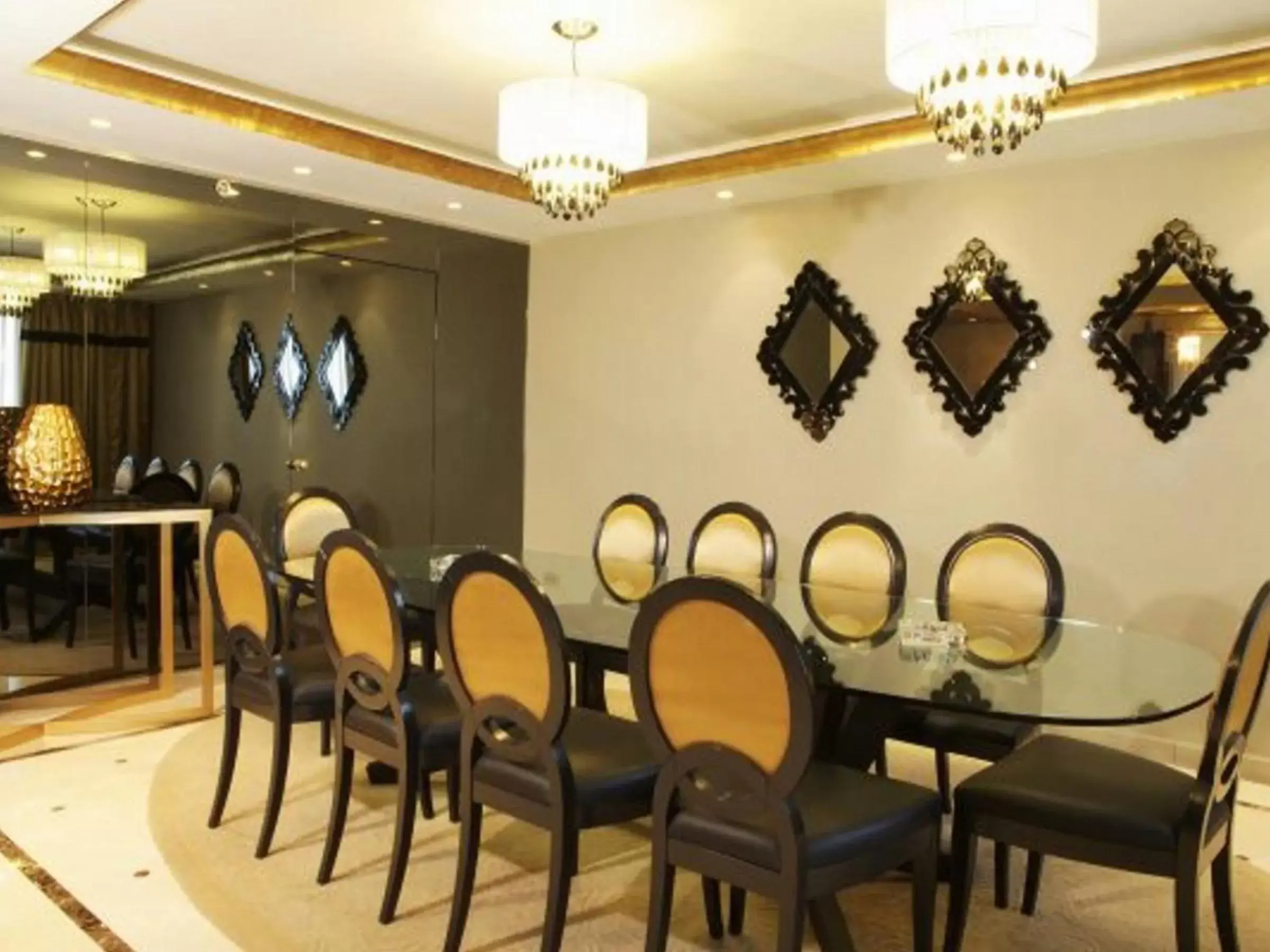 Lounge or bar, Restaurant/Places to Eat in Hôtel Farah Casablanca