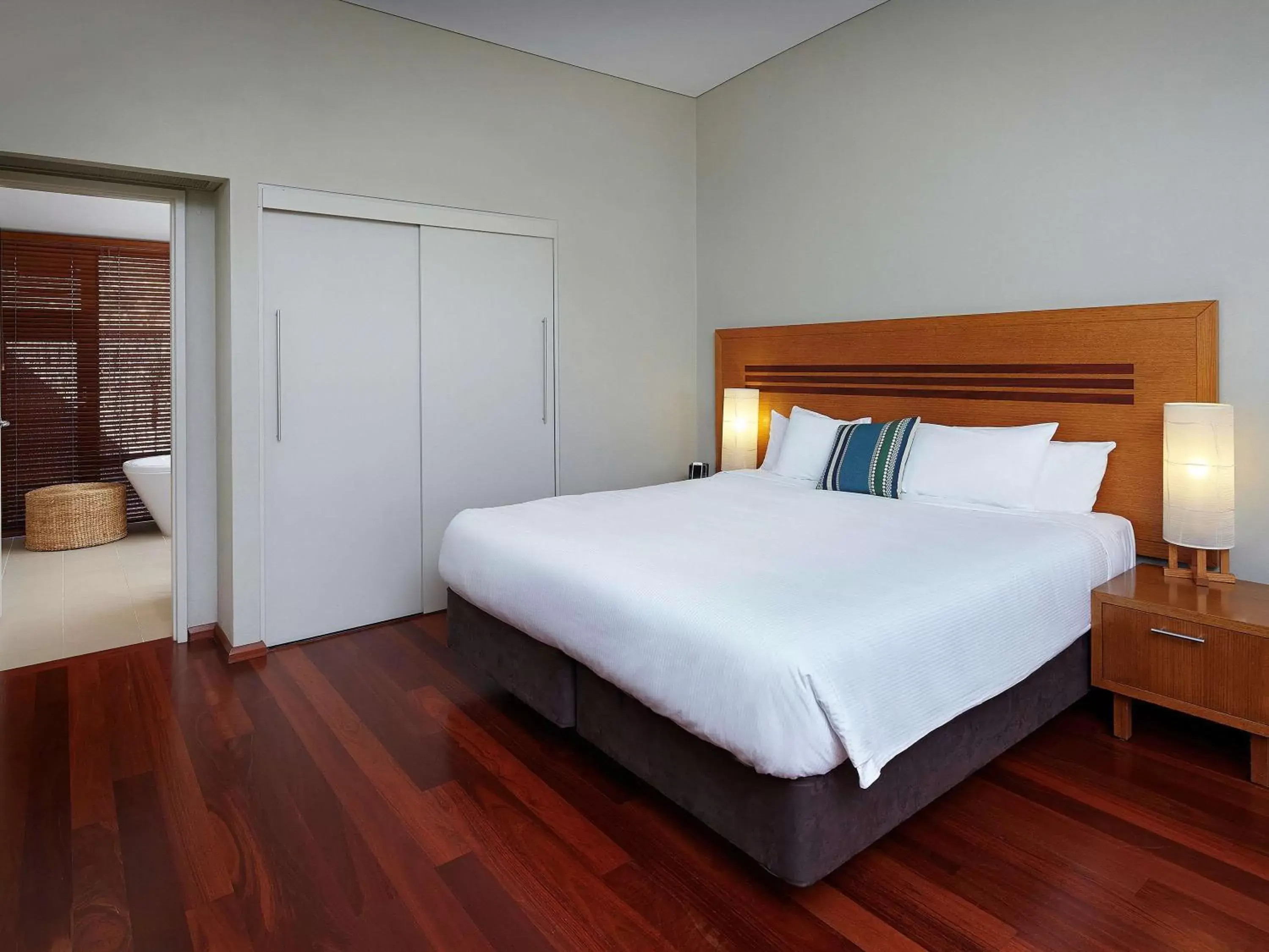 Photo of the whole room, Bed in Pullman Bunker Bay Resort Margaret River