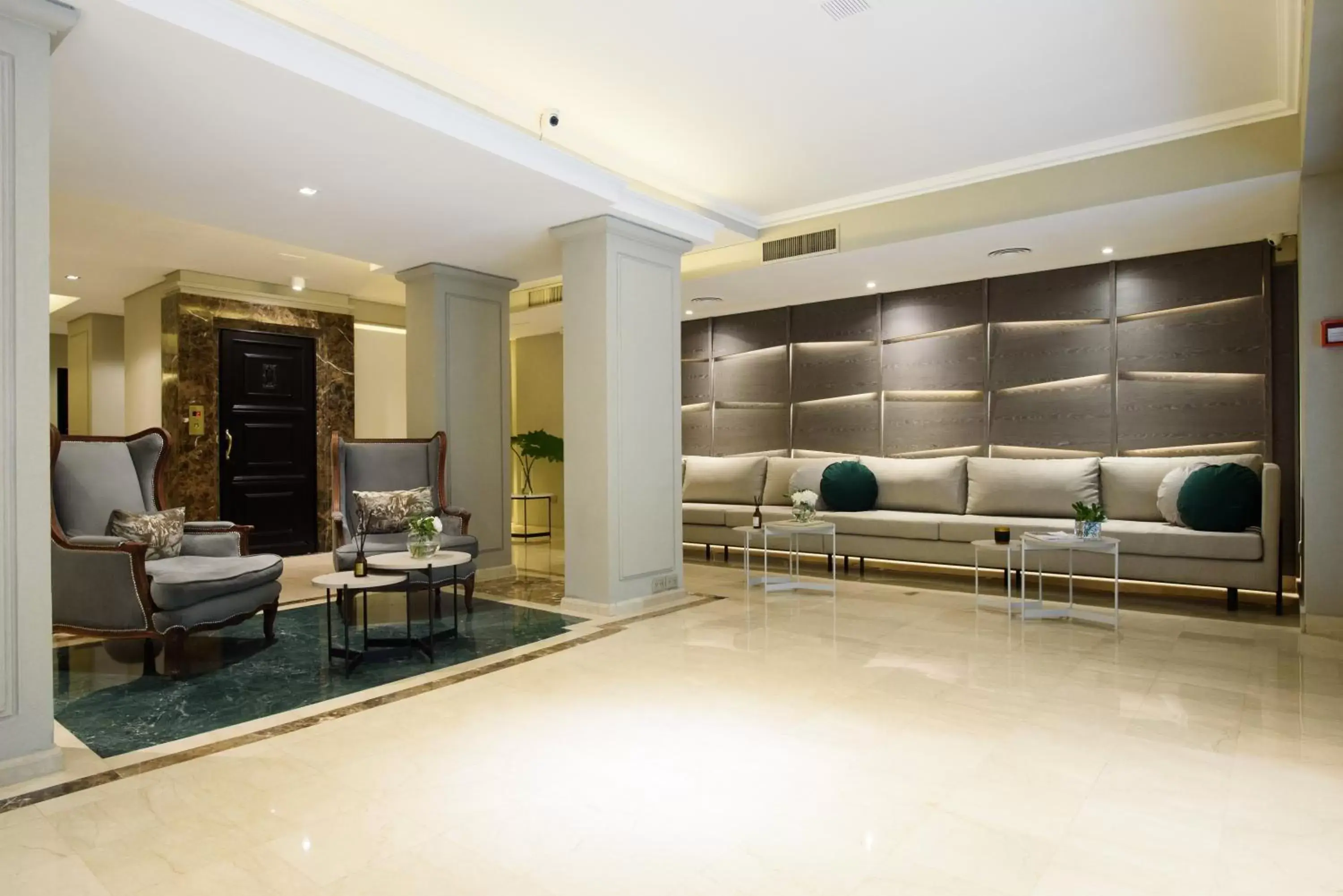 Lobby or reception in SuMa Recoleta Hotel