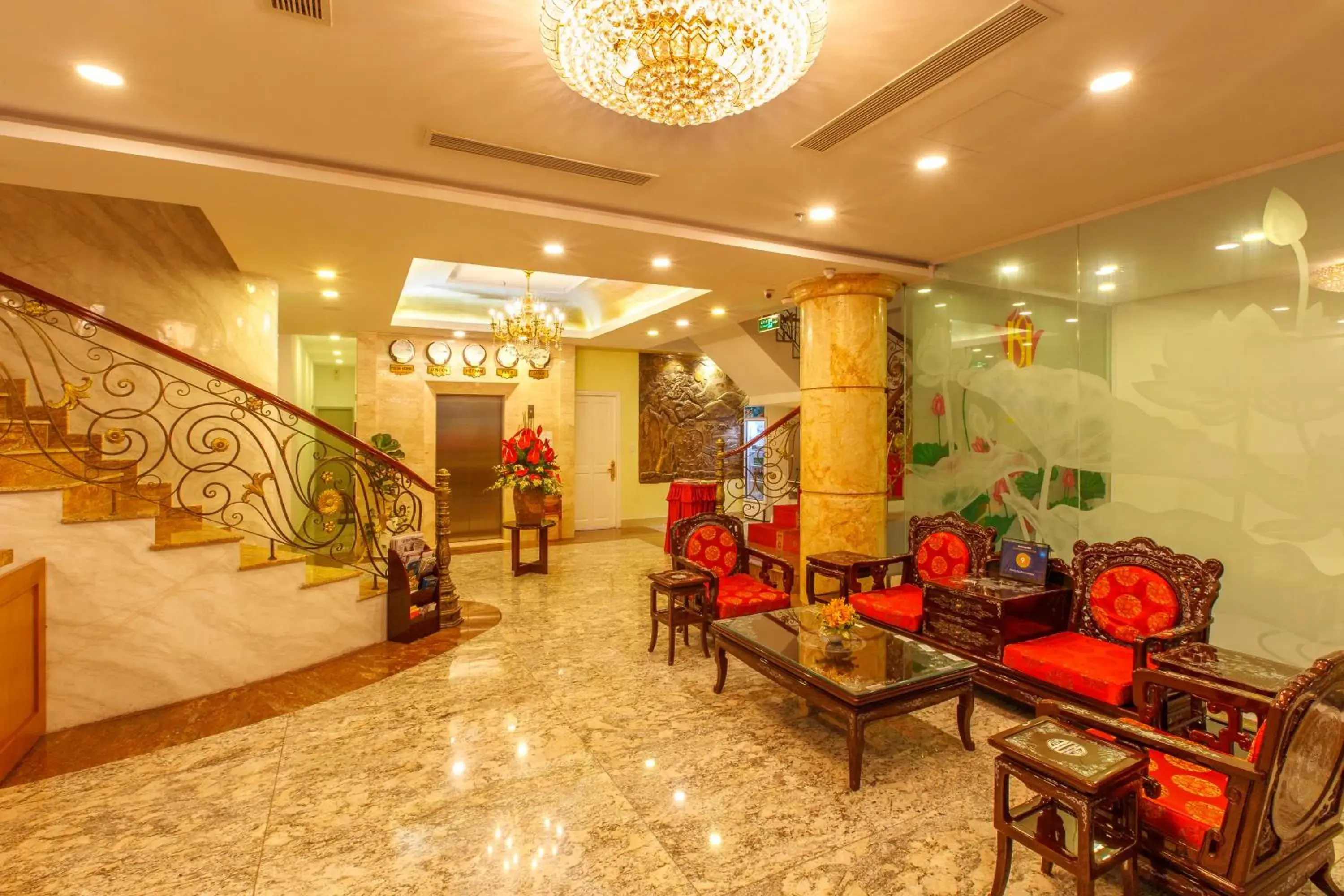 Lobby or reception in Huong Sen Annex Hotel Lobby or reception in Huong Sen Annex Hotel