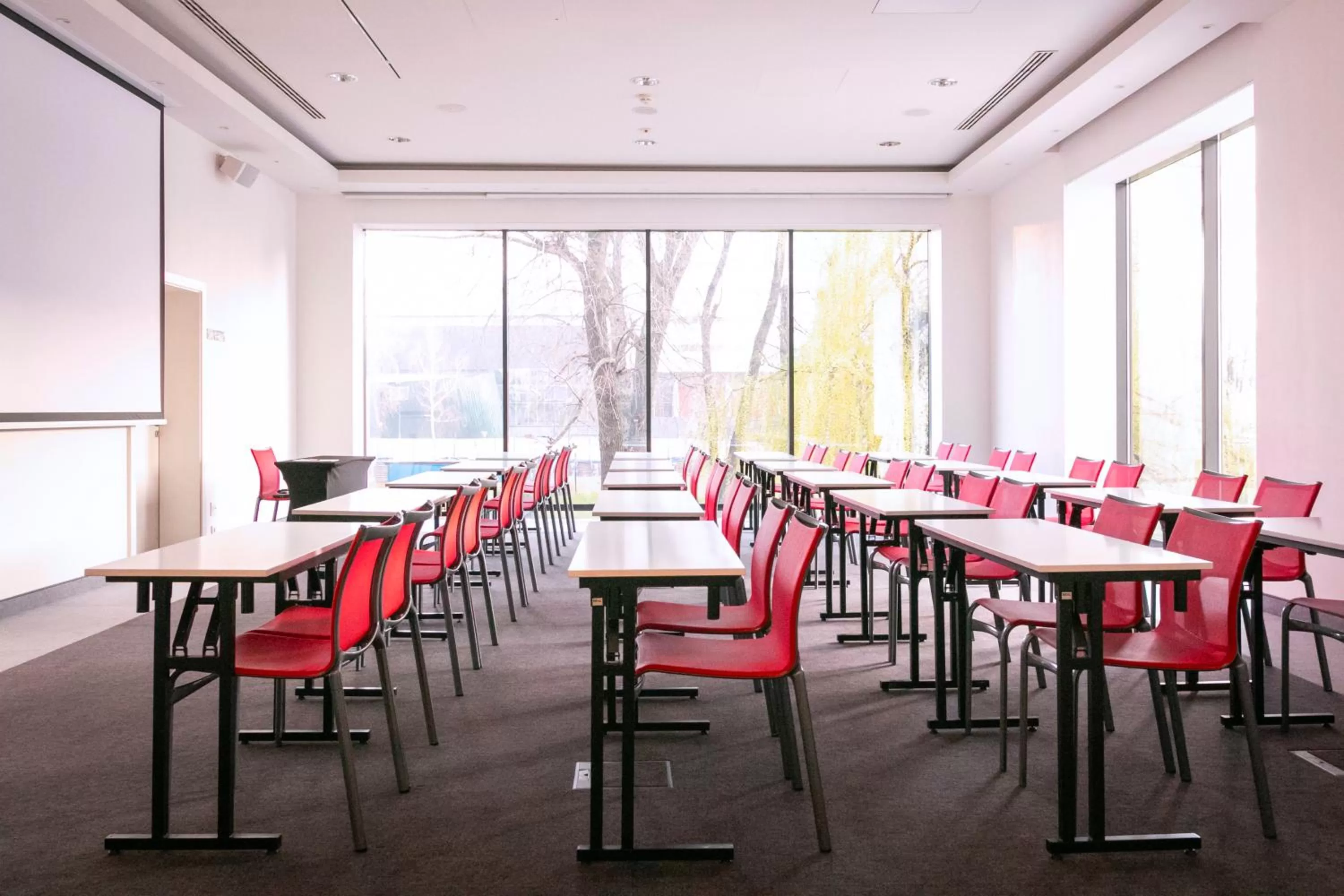 Meeting/conference room in Vienna House Easy by Wyndham Katowice