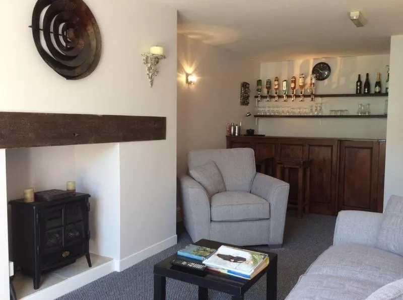 TV and multimedia in No24 Ventnor