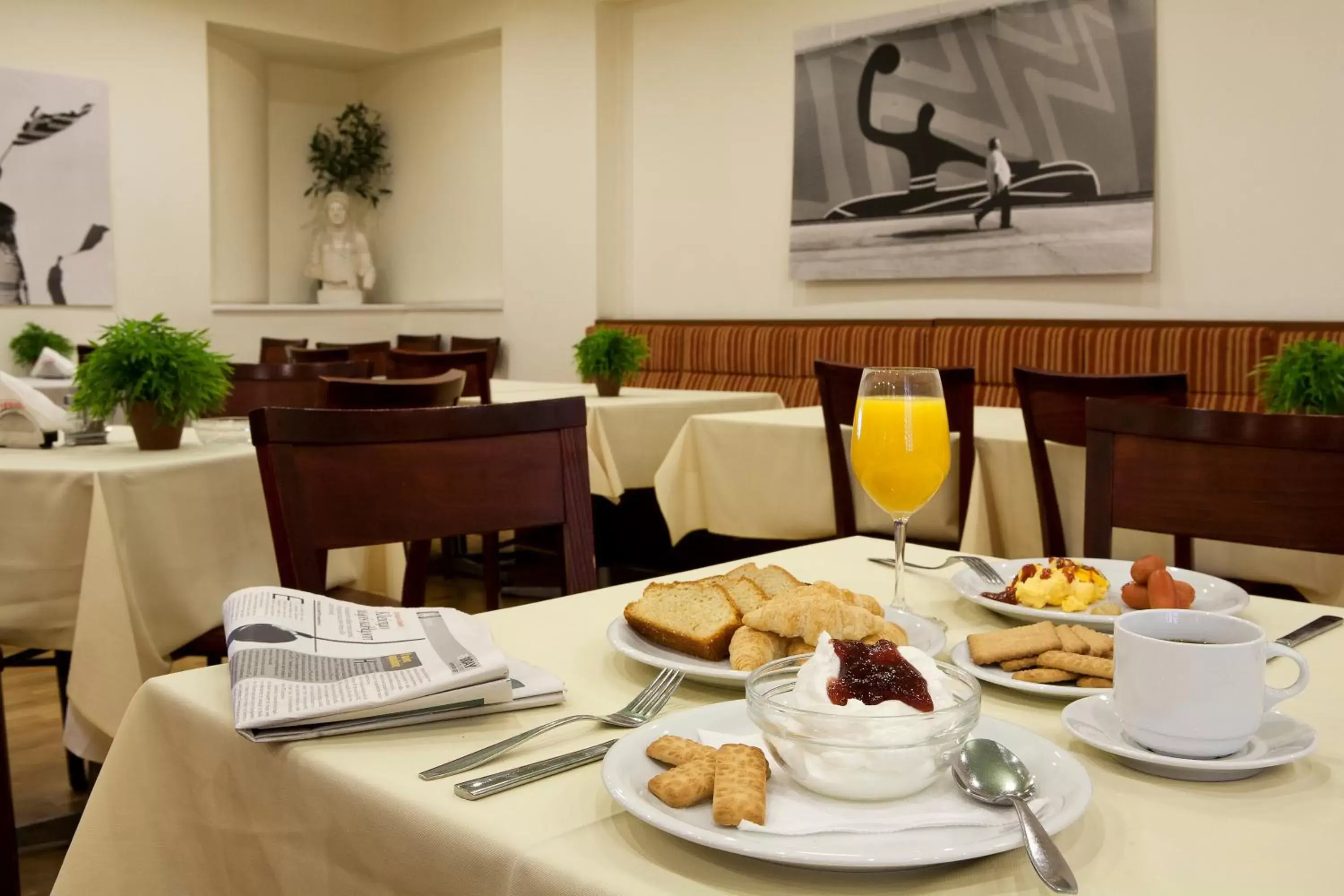 Breakfast, Restaurant/Places to Eat in Hermes Hotel